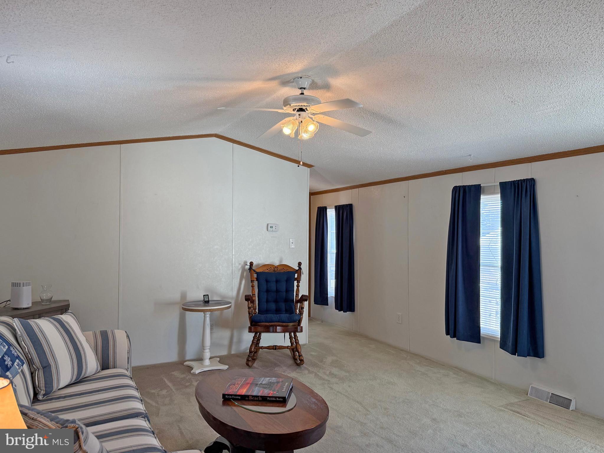 MARINERS COVE - Residential