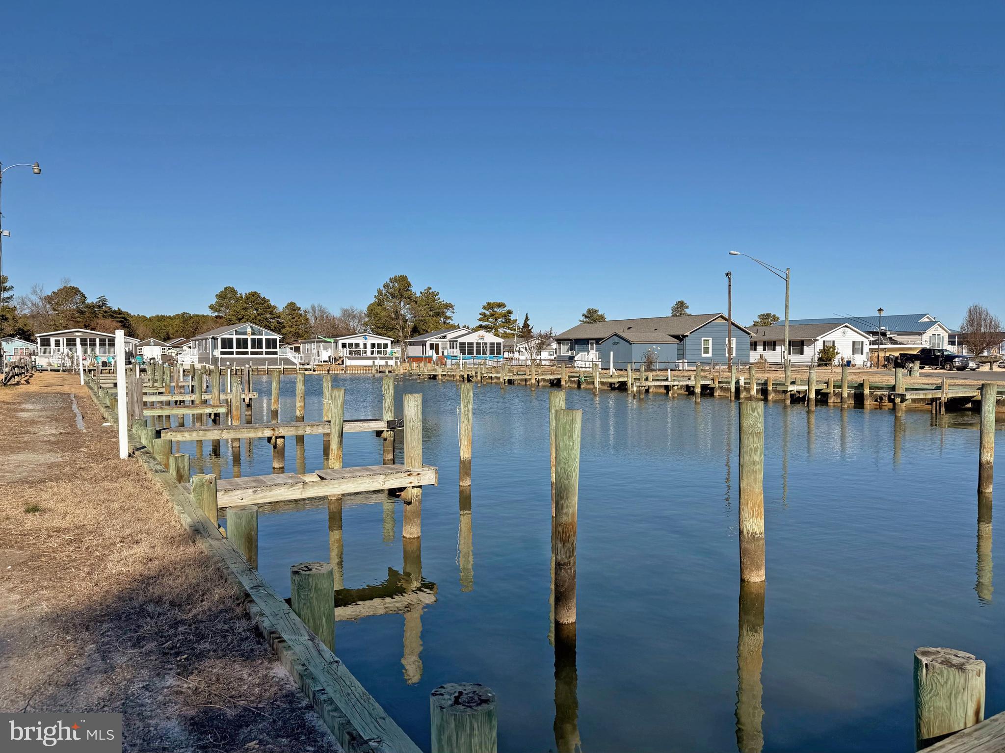 MARINERS COVE - Residential