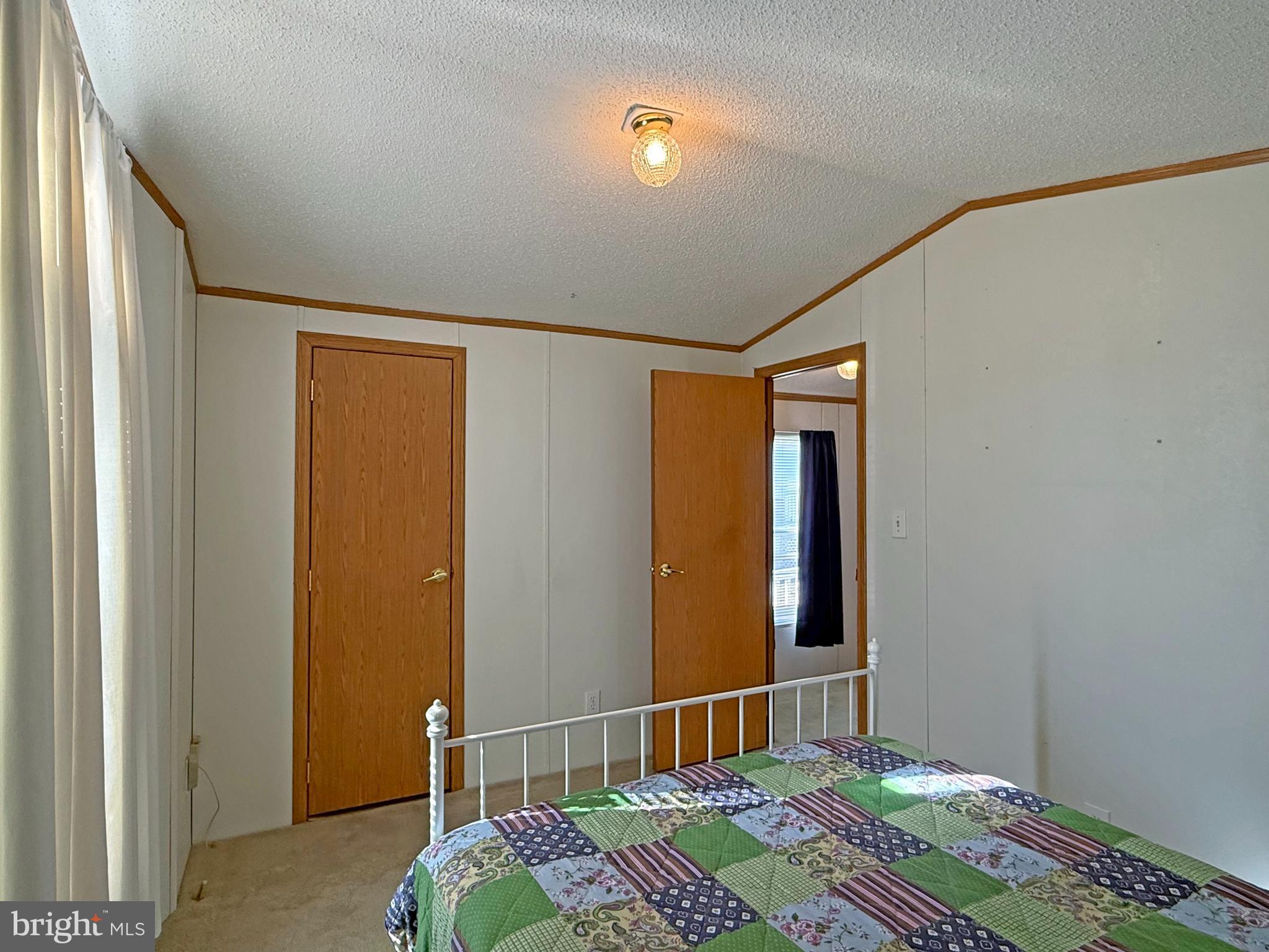 MARINERS COVE - Residential