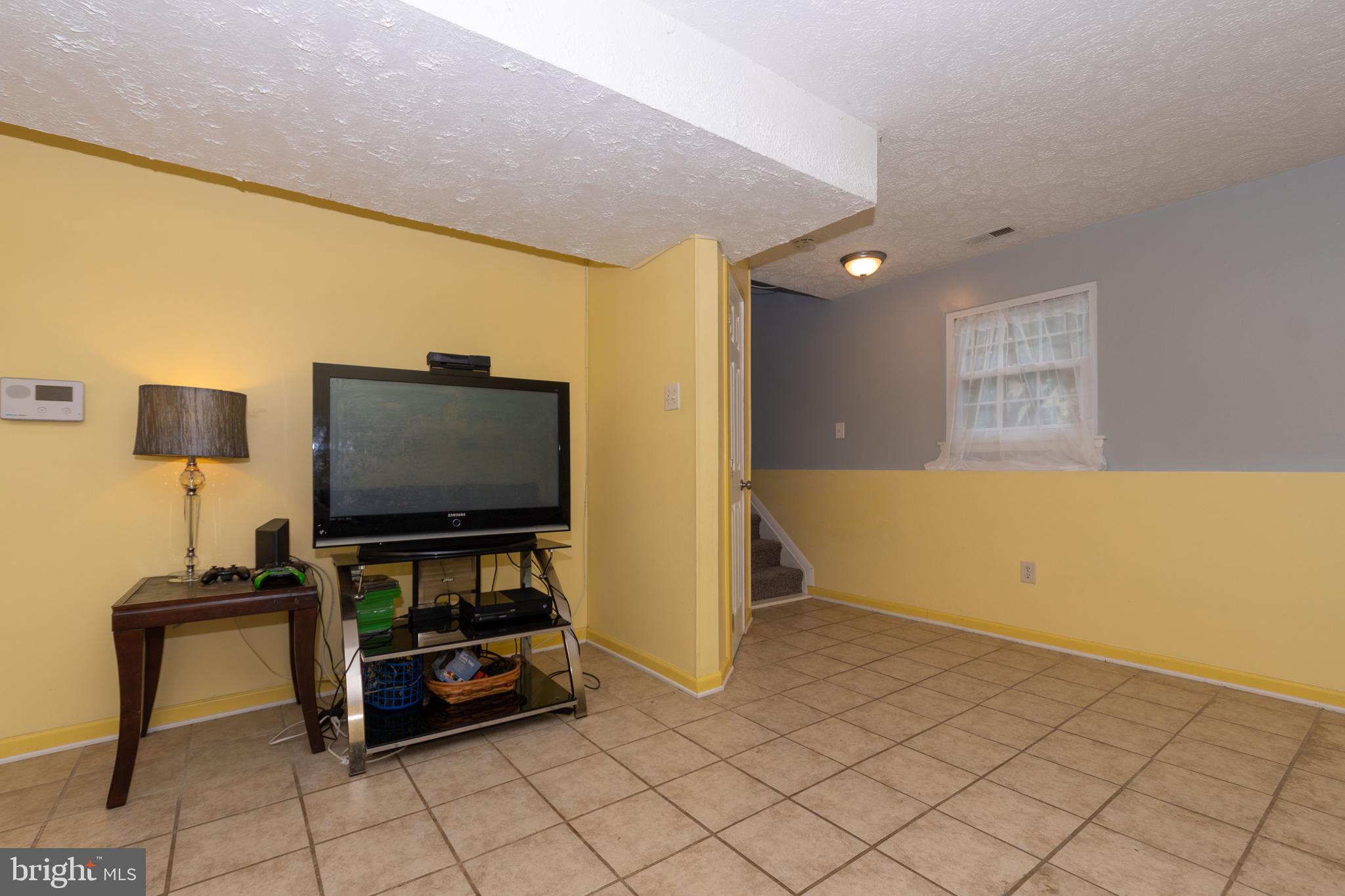 HILLSDALE - Residential