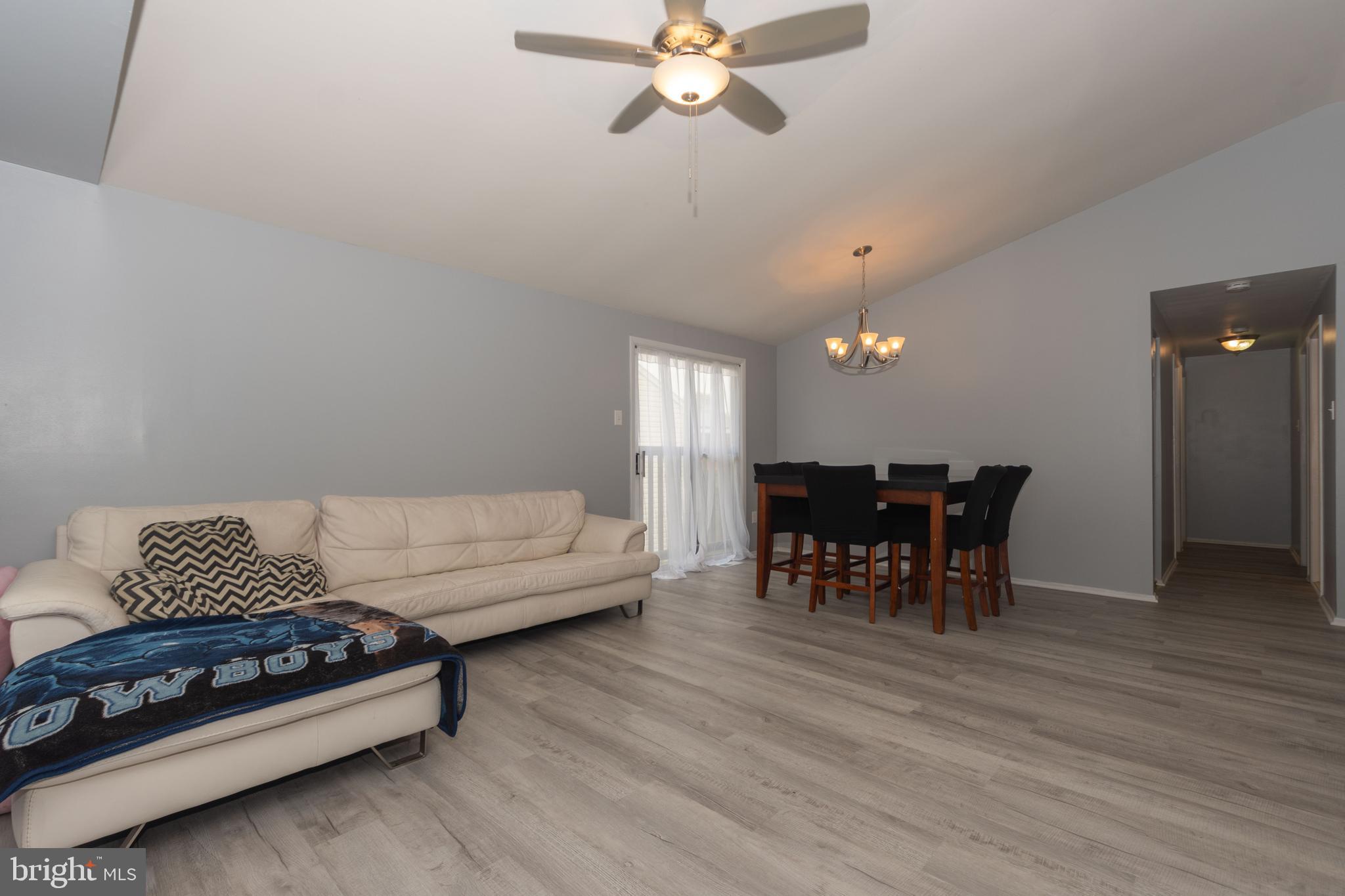 HILLSDALE - Residential