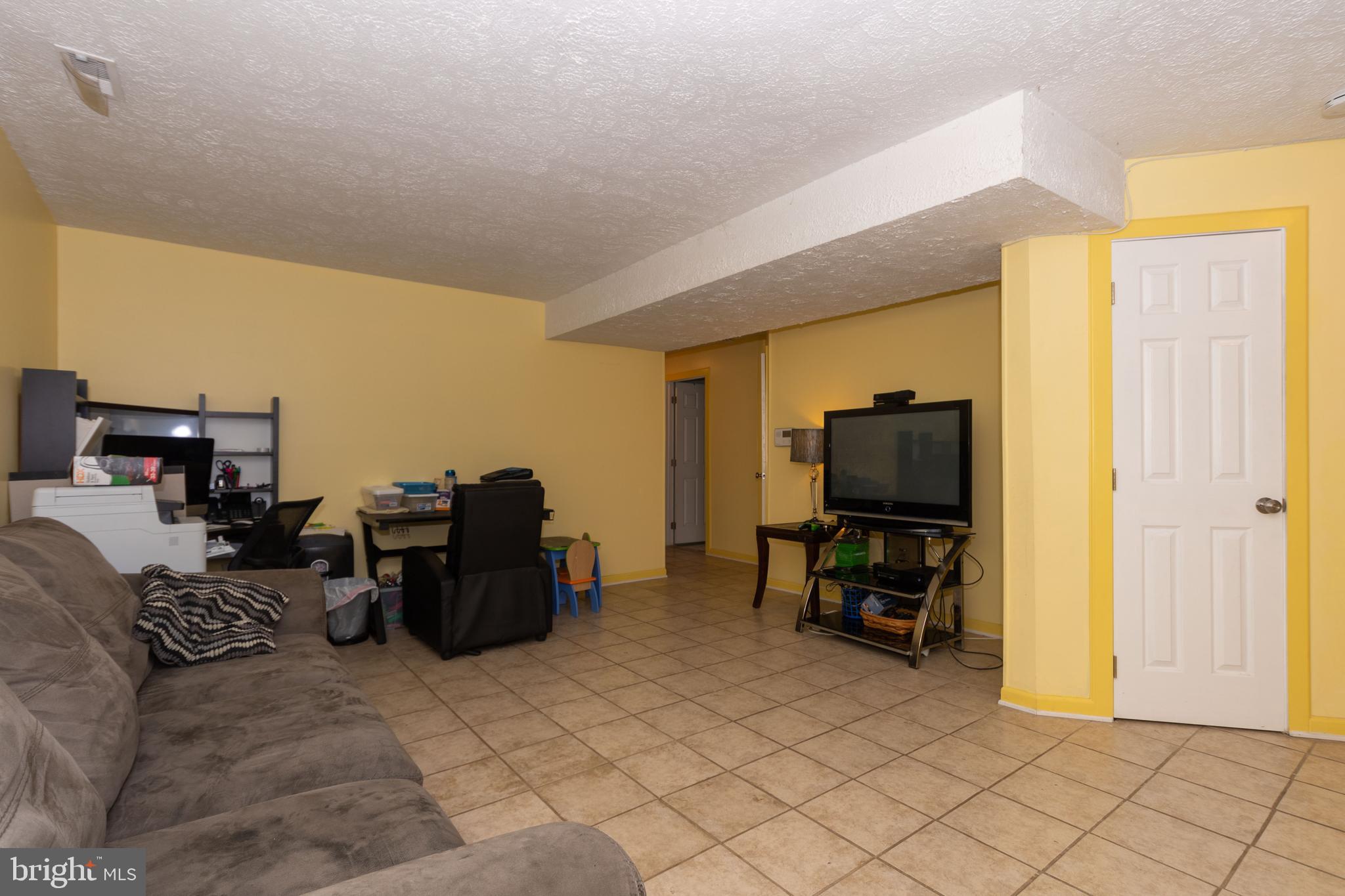 HILLSDALE - Residential