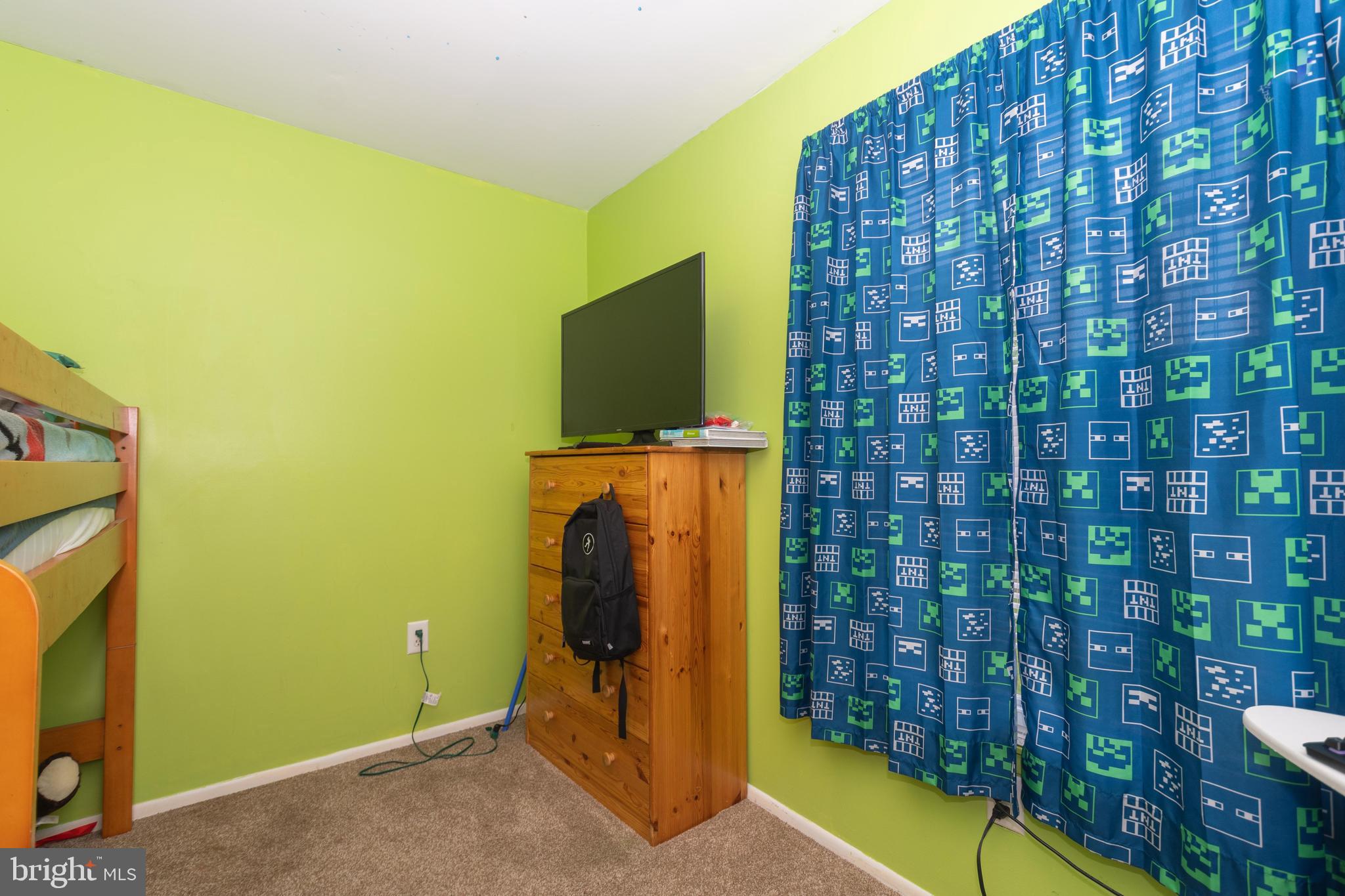 HILLSDALE - Residential