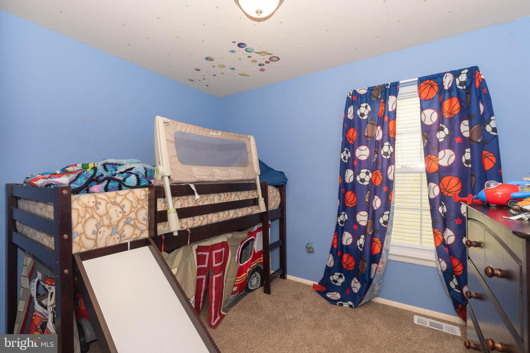 HILLSDALE - Residential