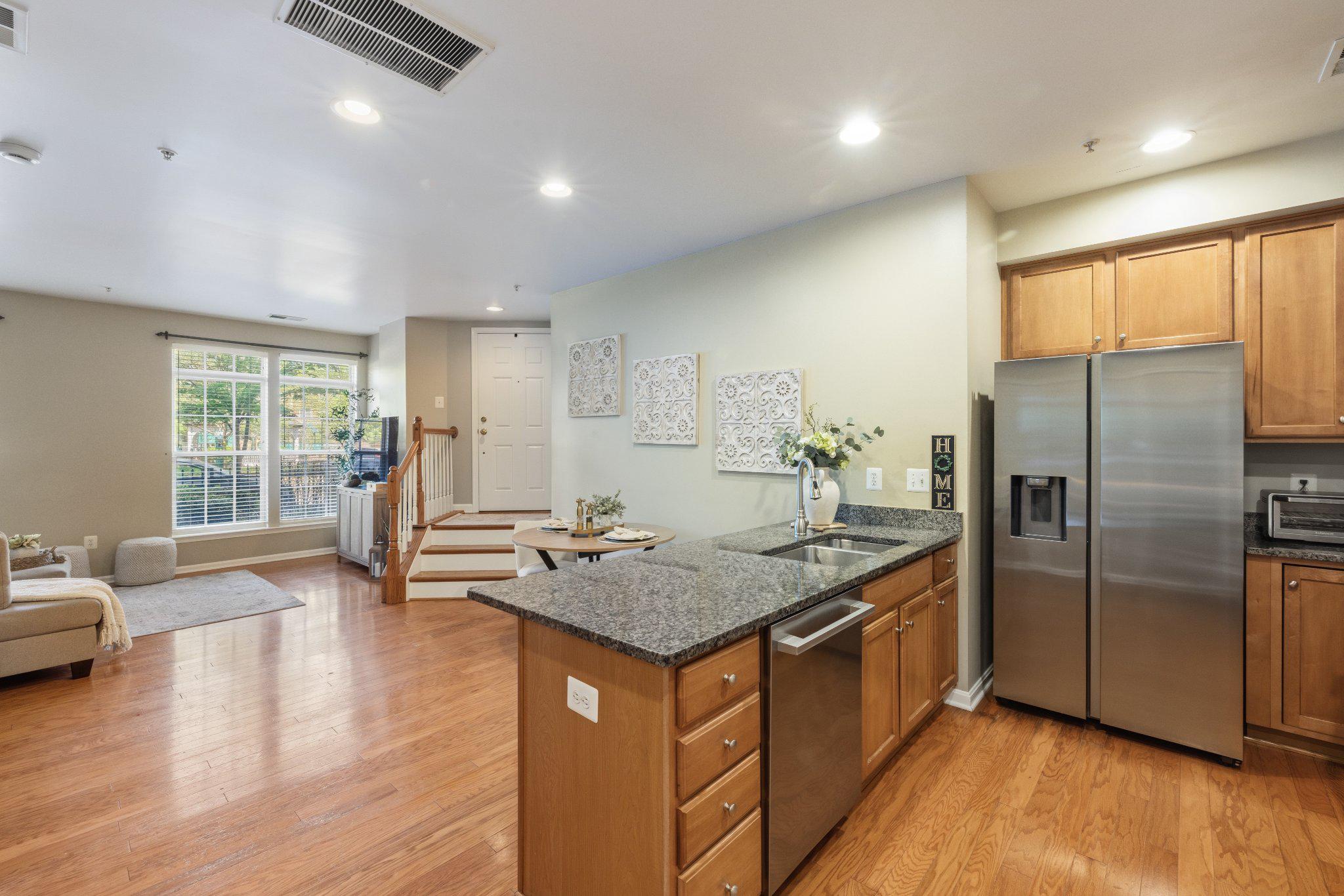 MADISON CRESCENT CONDOMINIUM - Residential