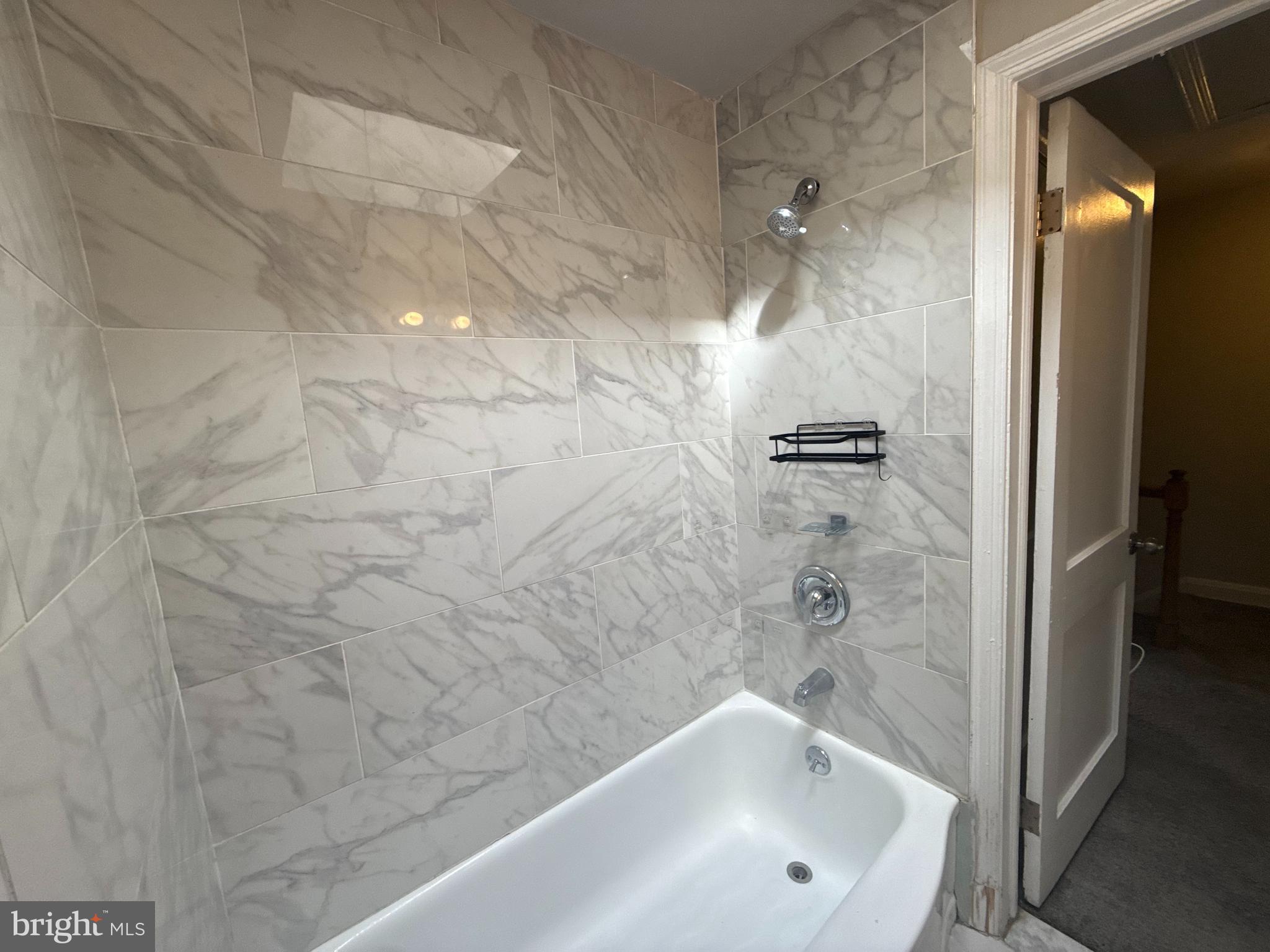 FLANNERY LANE - Residential