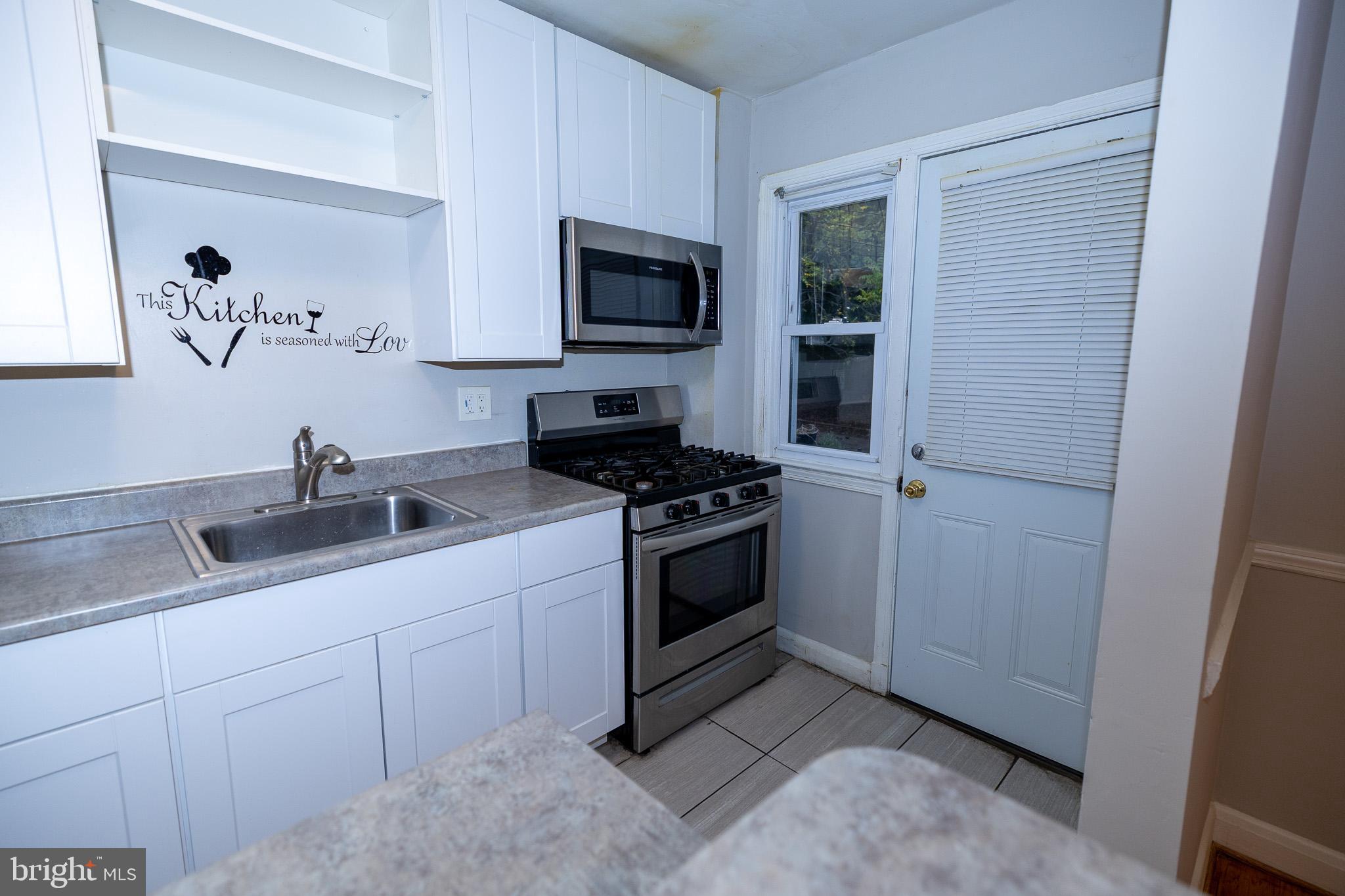 FLANNERY LANE - Residential