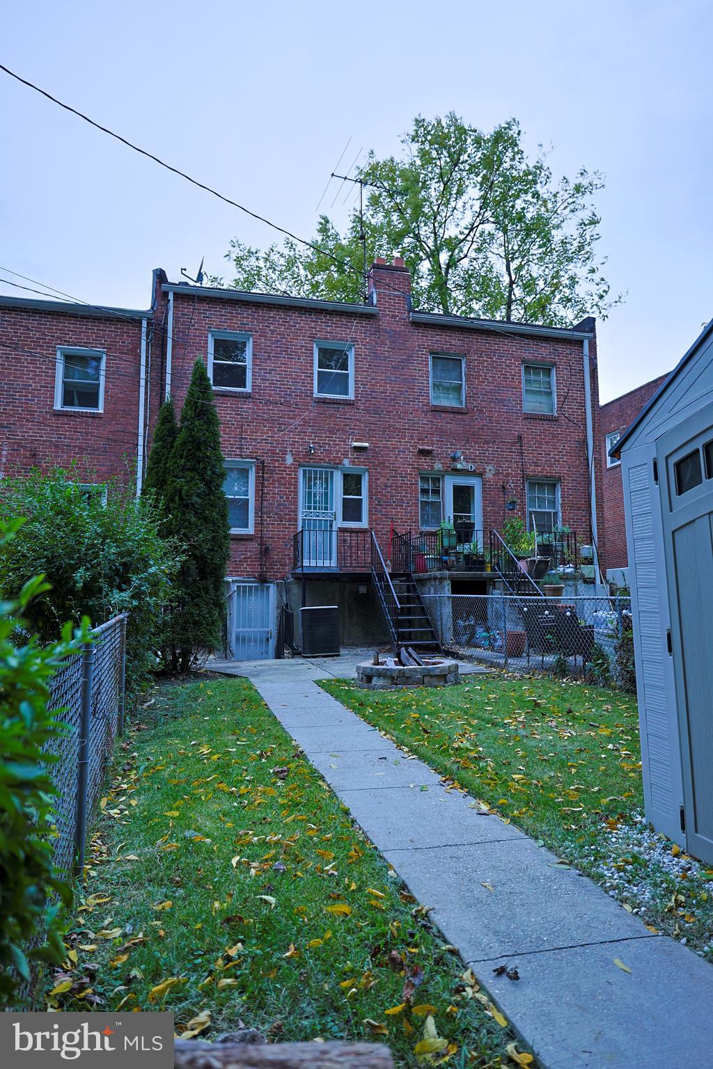 FLANNERY LANE - Residential
