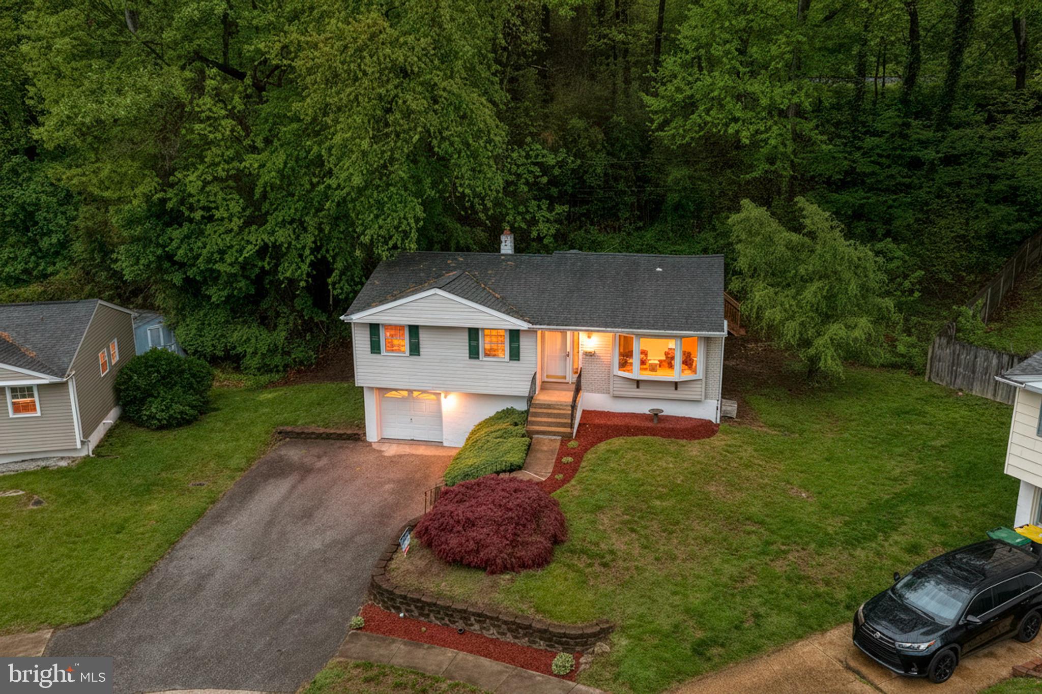 124 HILLDALE COURT