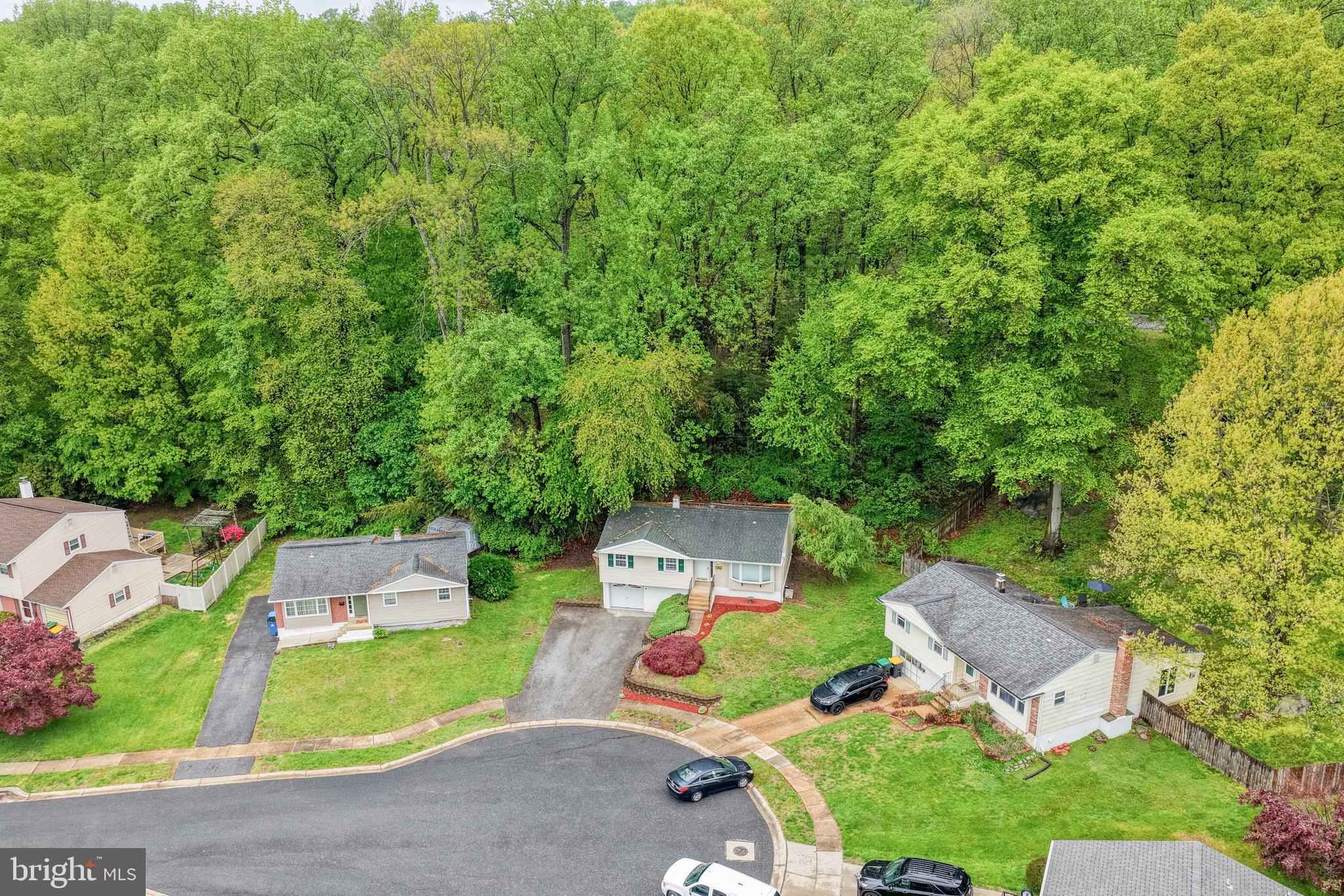 124 HILLDALE COURT