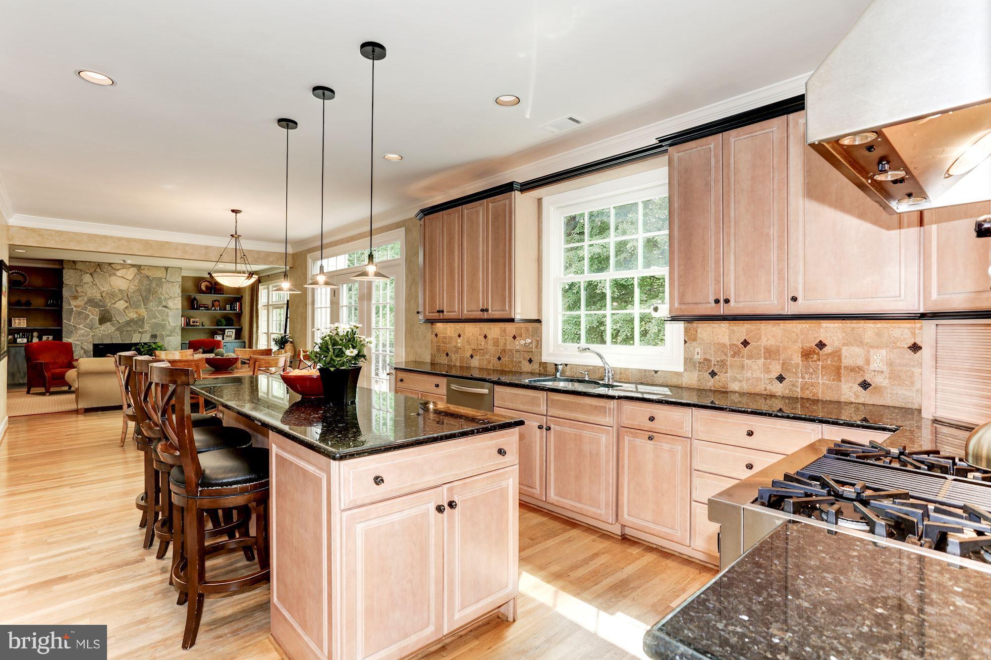 RIVER FALLS - Residential