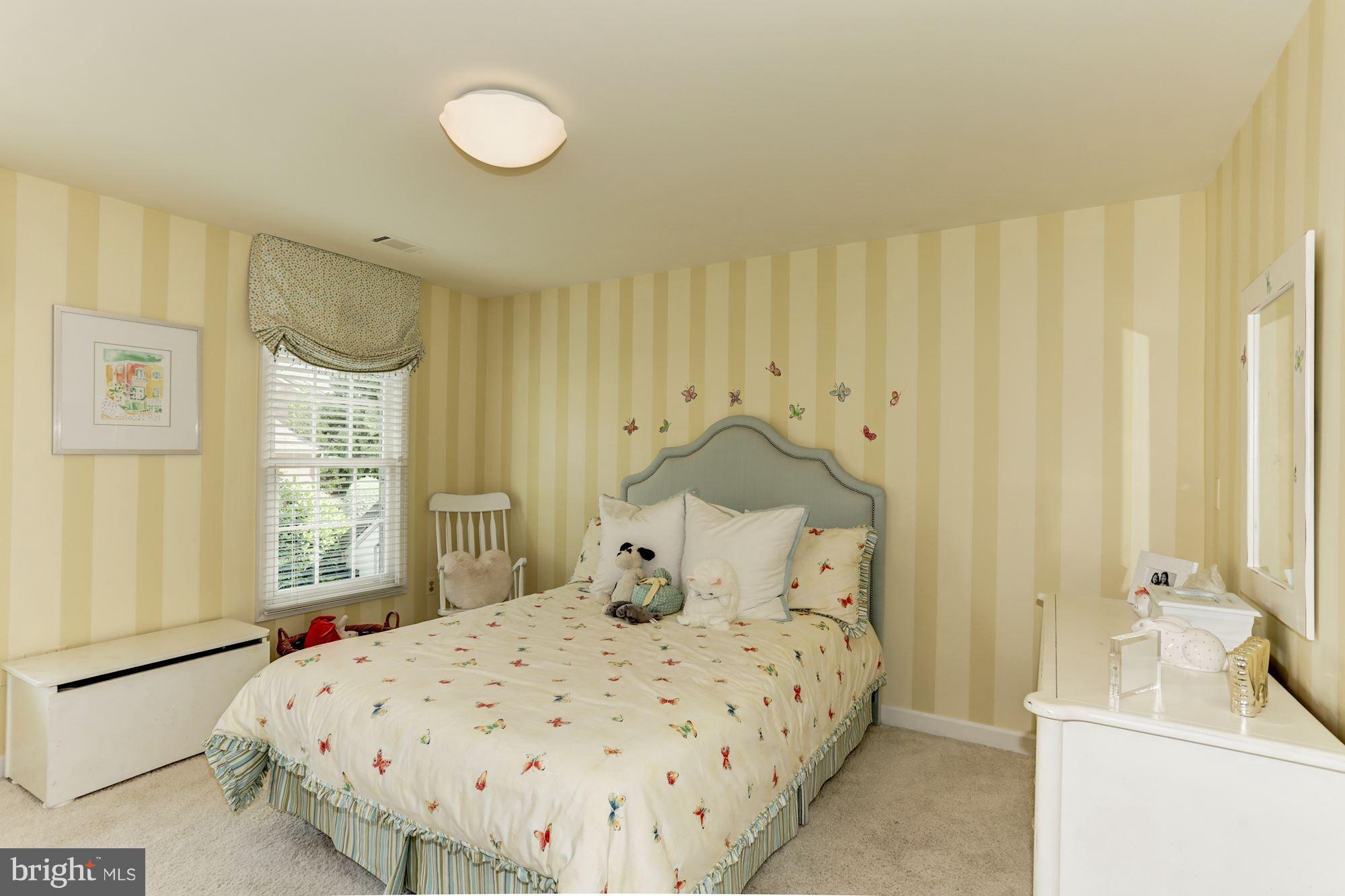 RIVER FALLS - Residential