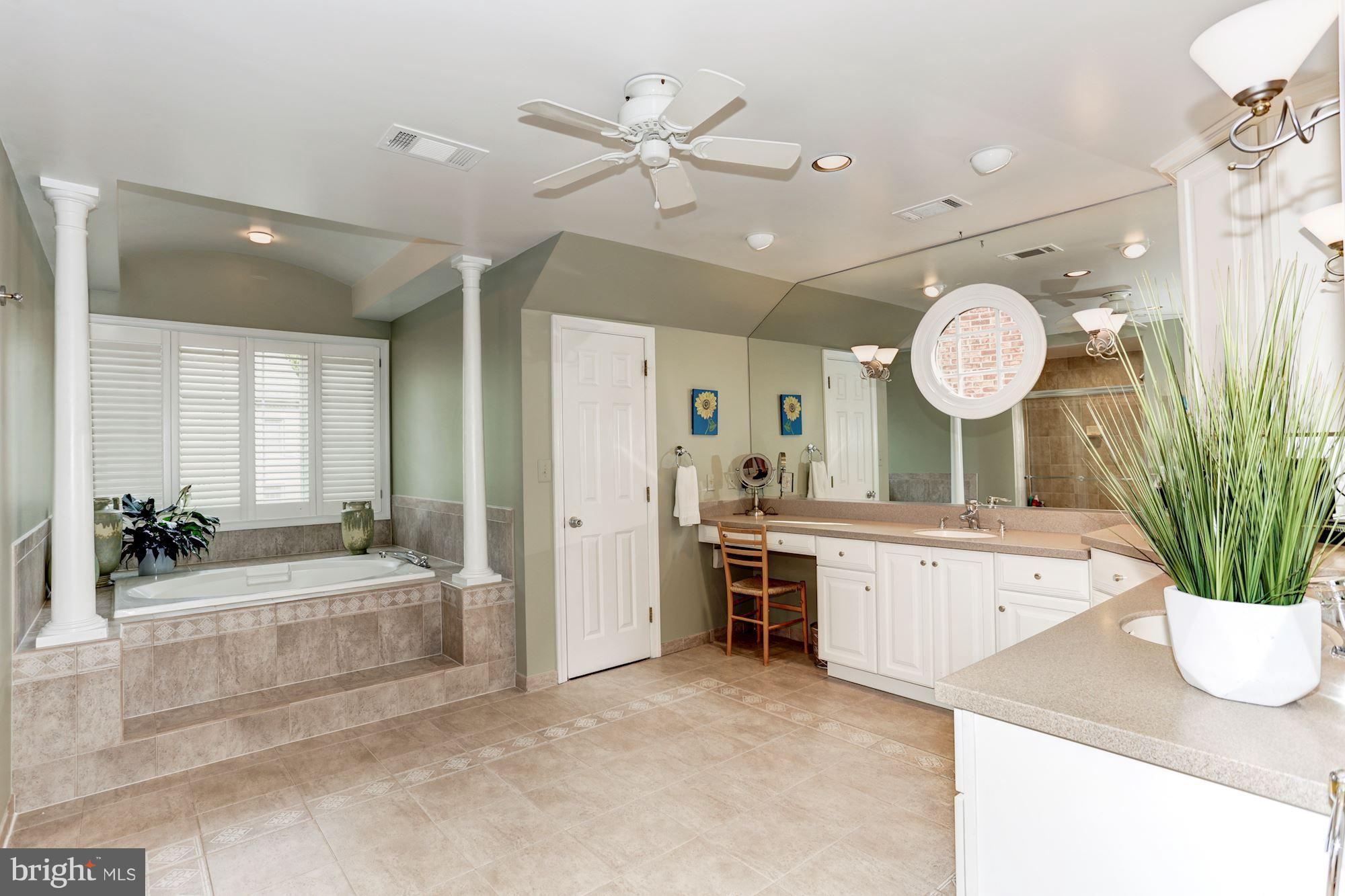 RIVER FALLS - Residential