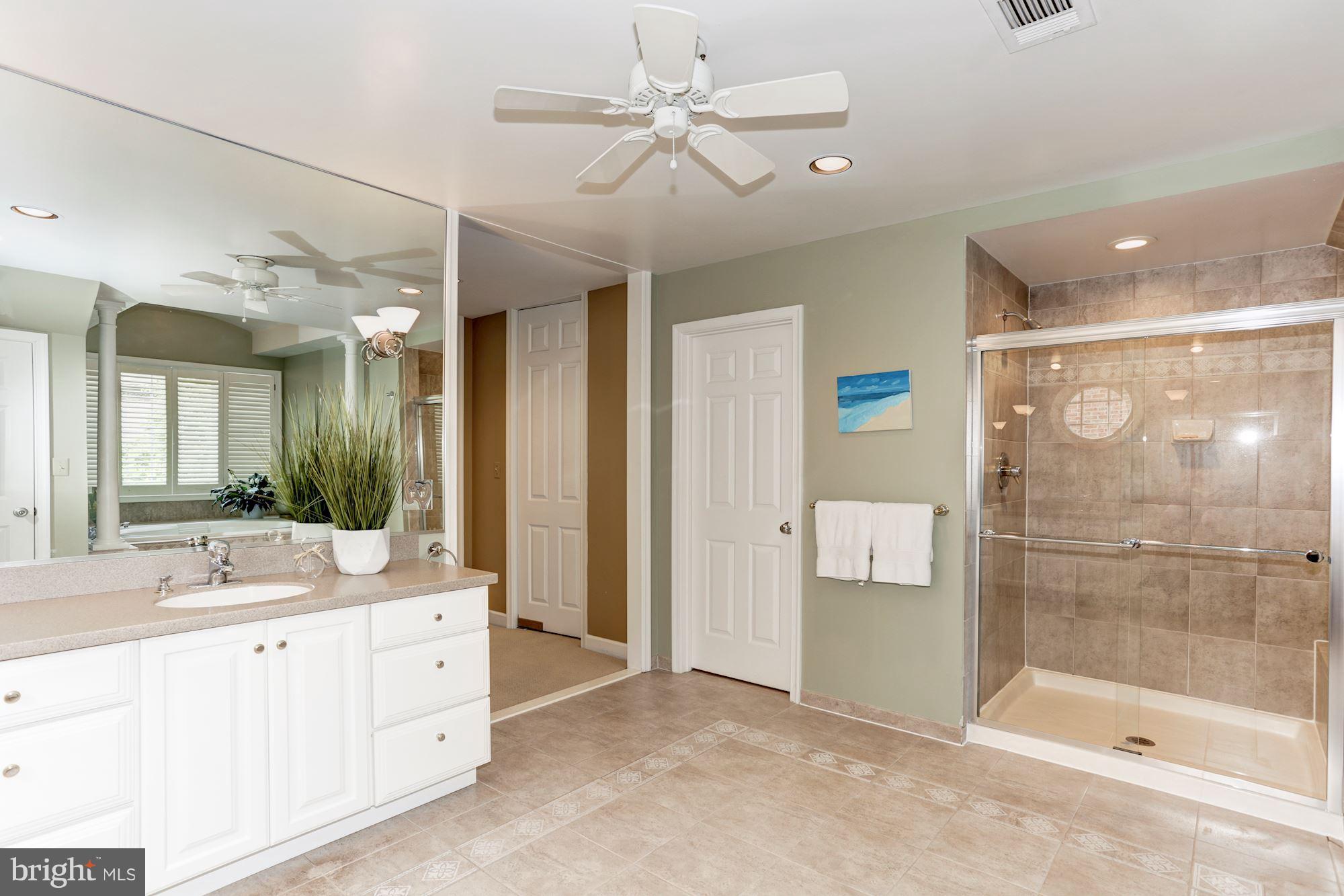 RIVER FALLS - Residential