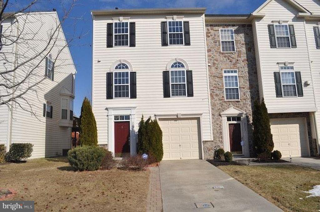 Sunny 3BR/ 2.5 BA beautiful garaged end unit townhouse in Waverly Woods Golf Course Community, Large Living Room, Composite deck off Family Room, Kitchen w/ island and 42" cabinets, Granite Countertop, Finished lower level rec room, Walkout basement leading to Patio.