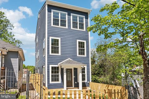 322 56TH STREET NE WASHINGTON DC 20019