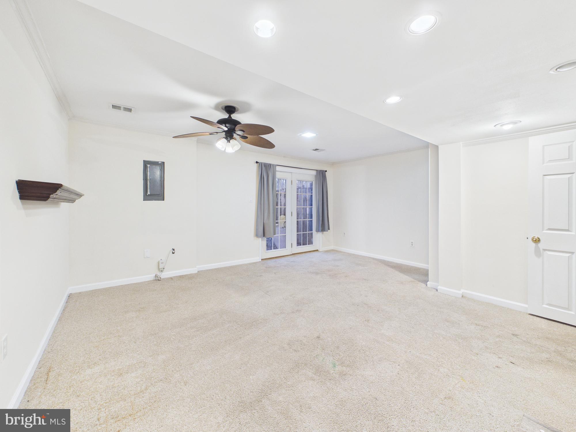 DALE CITY - Residential