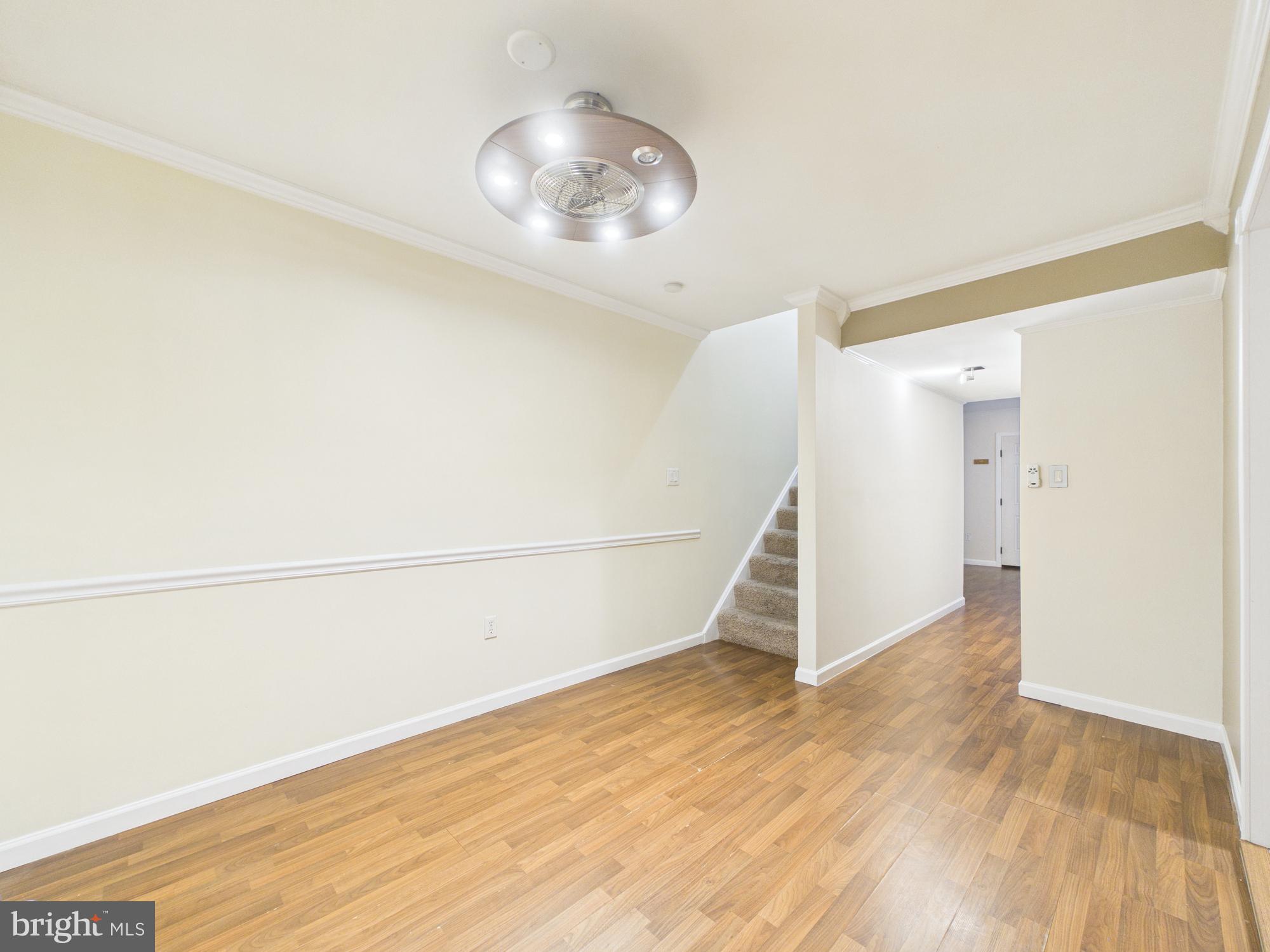 DALE CITY - Residential