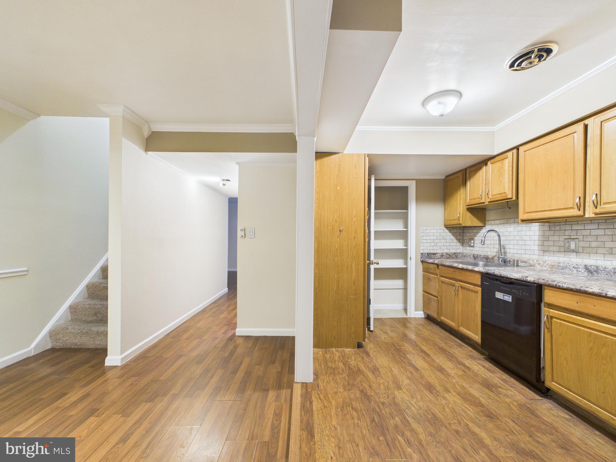 DALE CITY - Residential