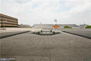 PENTHOUSE - Residential Lease