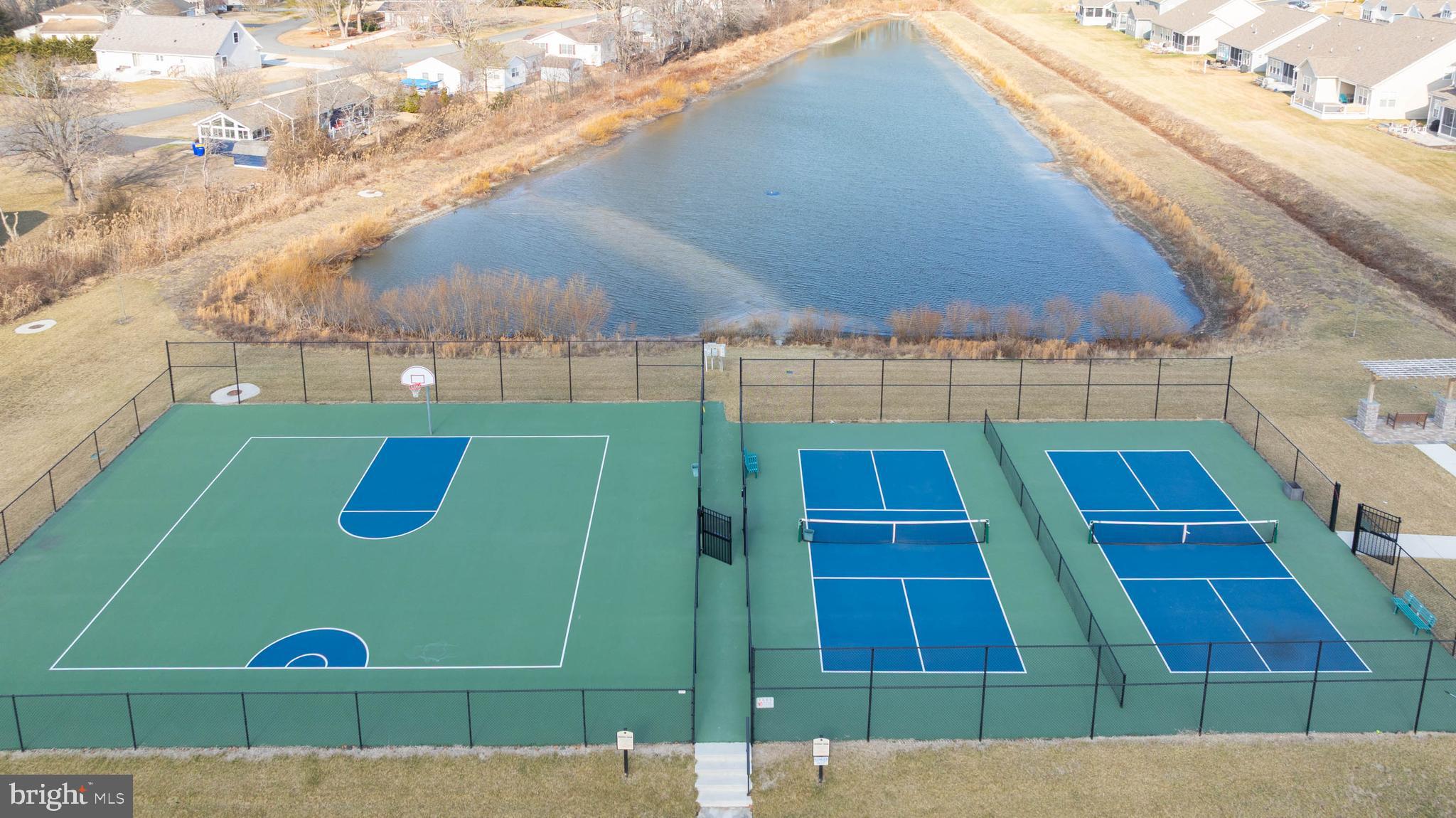 BISHOPS LANDING - Residential