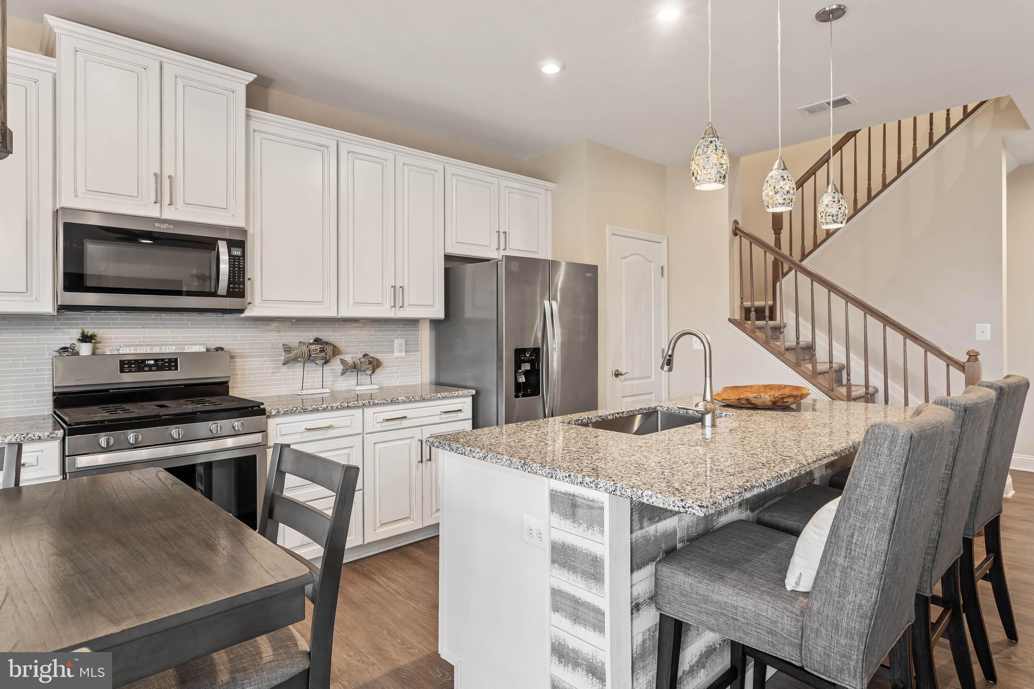 BISHOPS LANDING - Residential