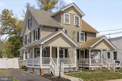 Photo of 53 E Montgomery Avenue, HATBORO, PA 19040 (MLS # PAMC2169488)