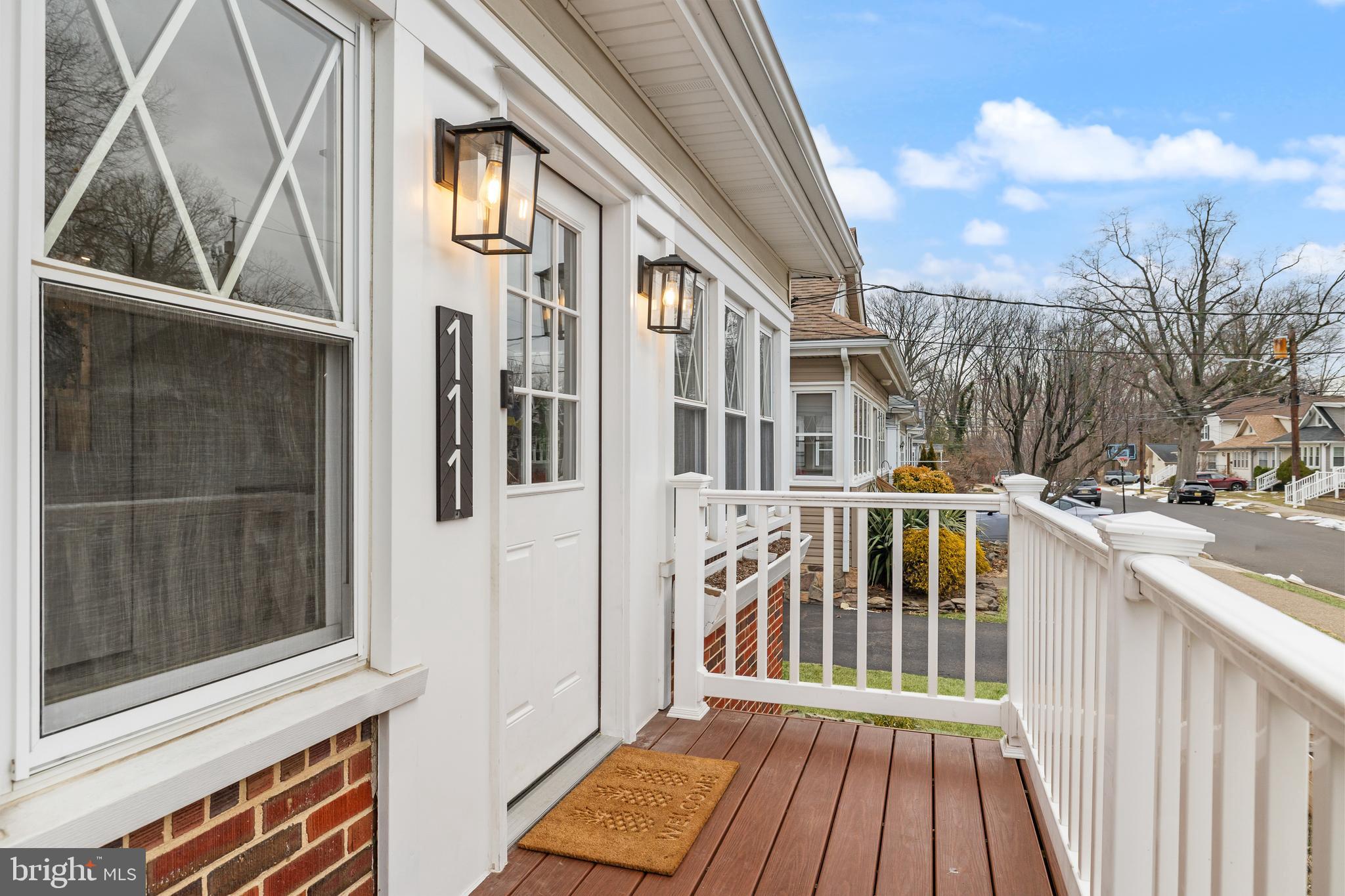 111 E OAKLAND AVENUE