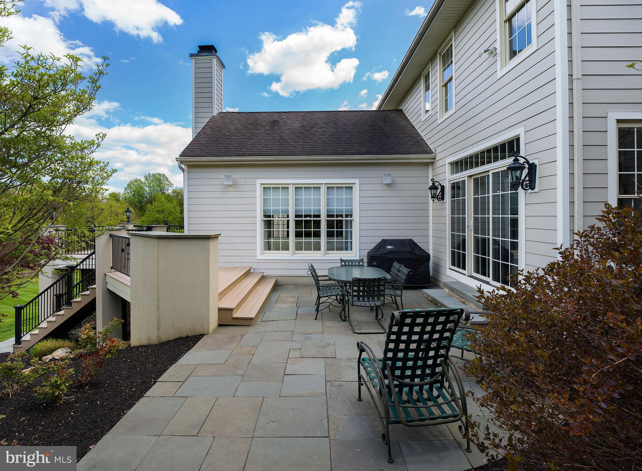 CHANTILLY FARM - Residential