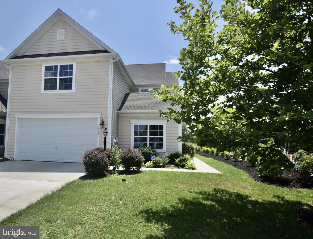 LAKELANDS AT EASTON - Residential