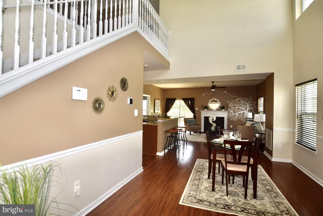 LAKELANDS AT EASTON - Residential