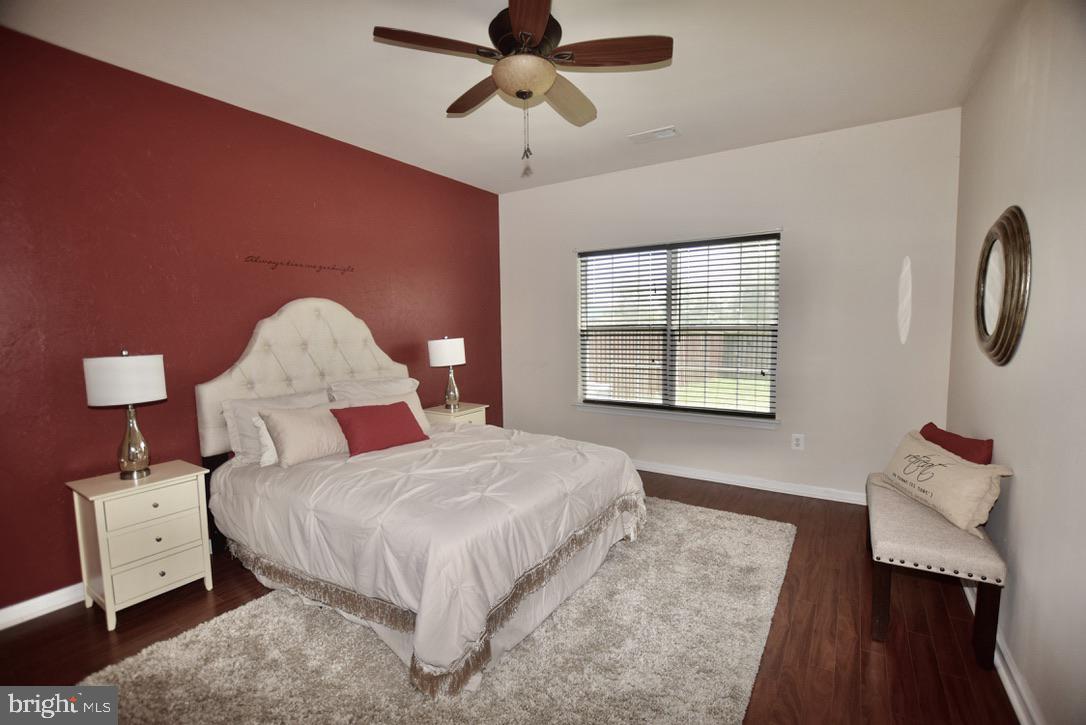 LAKELANDS AT EASTON - Residential