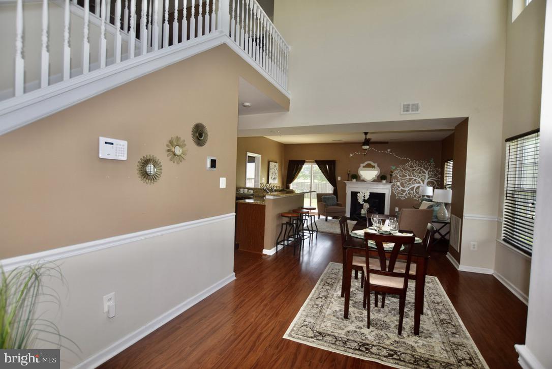 LAKELANDS AT EASTON - Residential