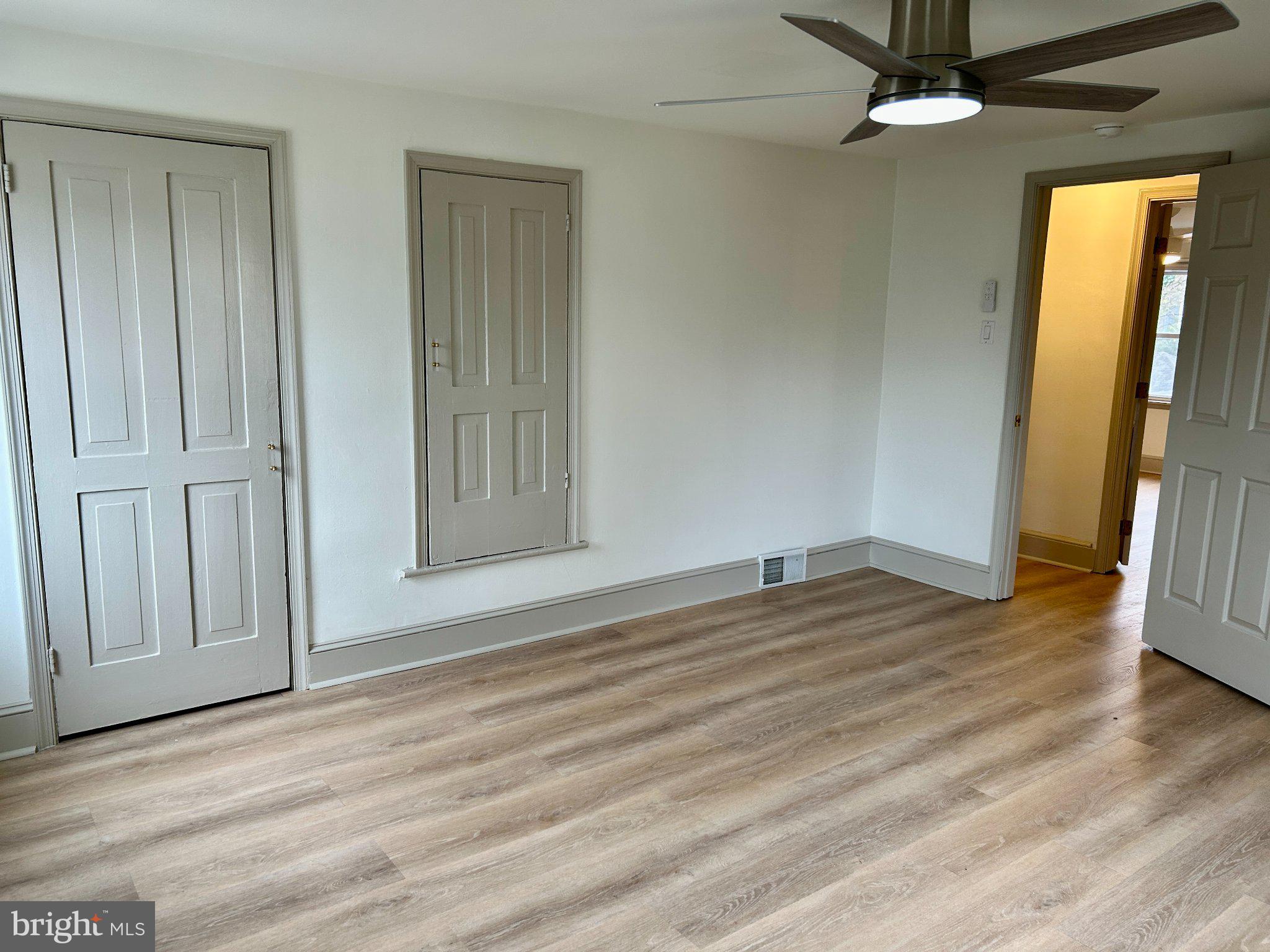 ELKINS PARK - Residential