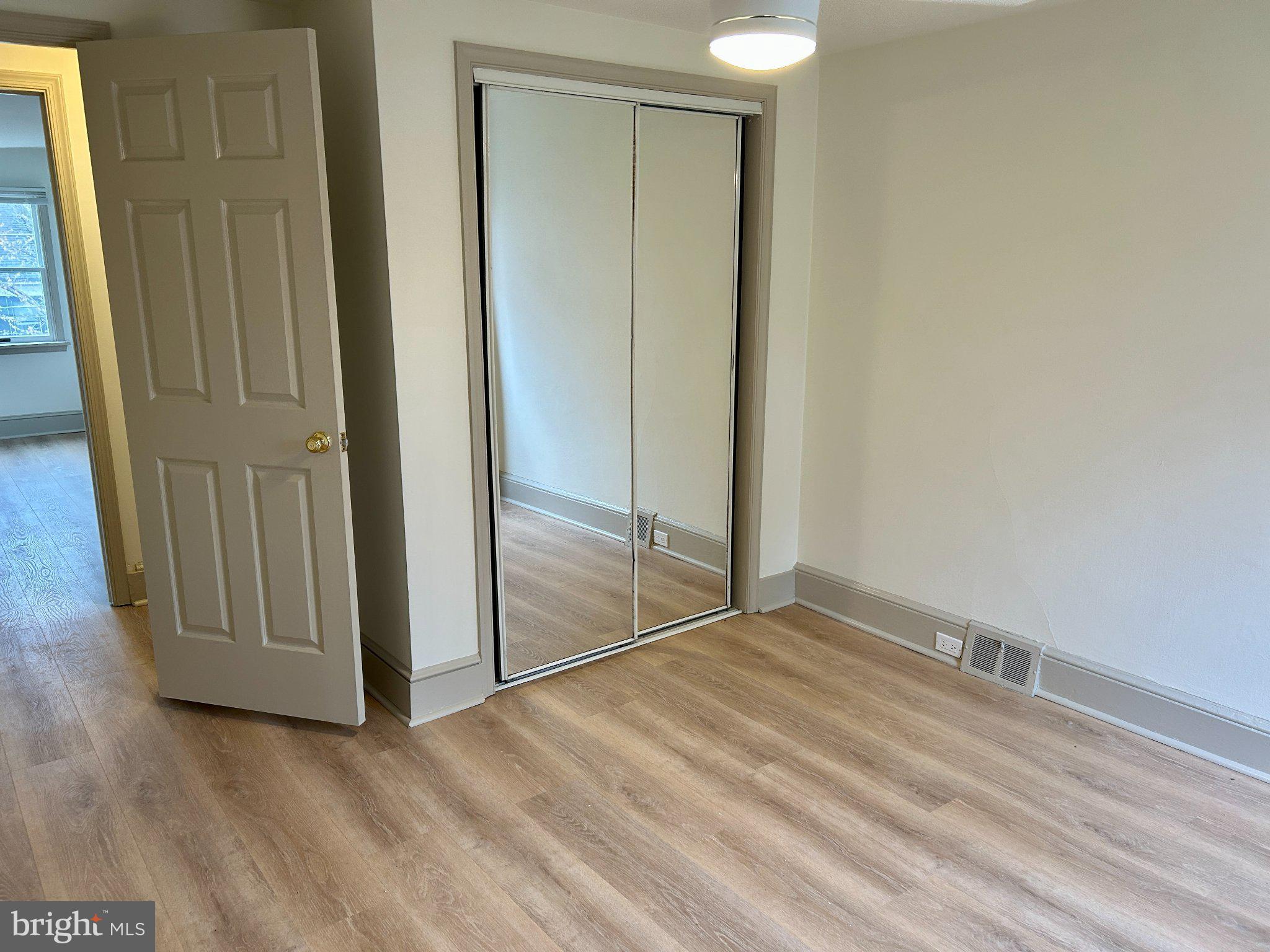 ELKINS PARK - Residential