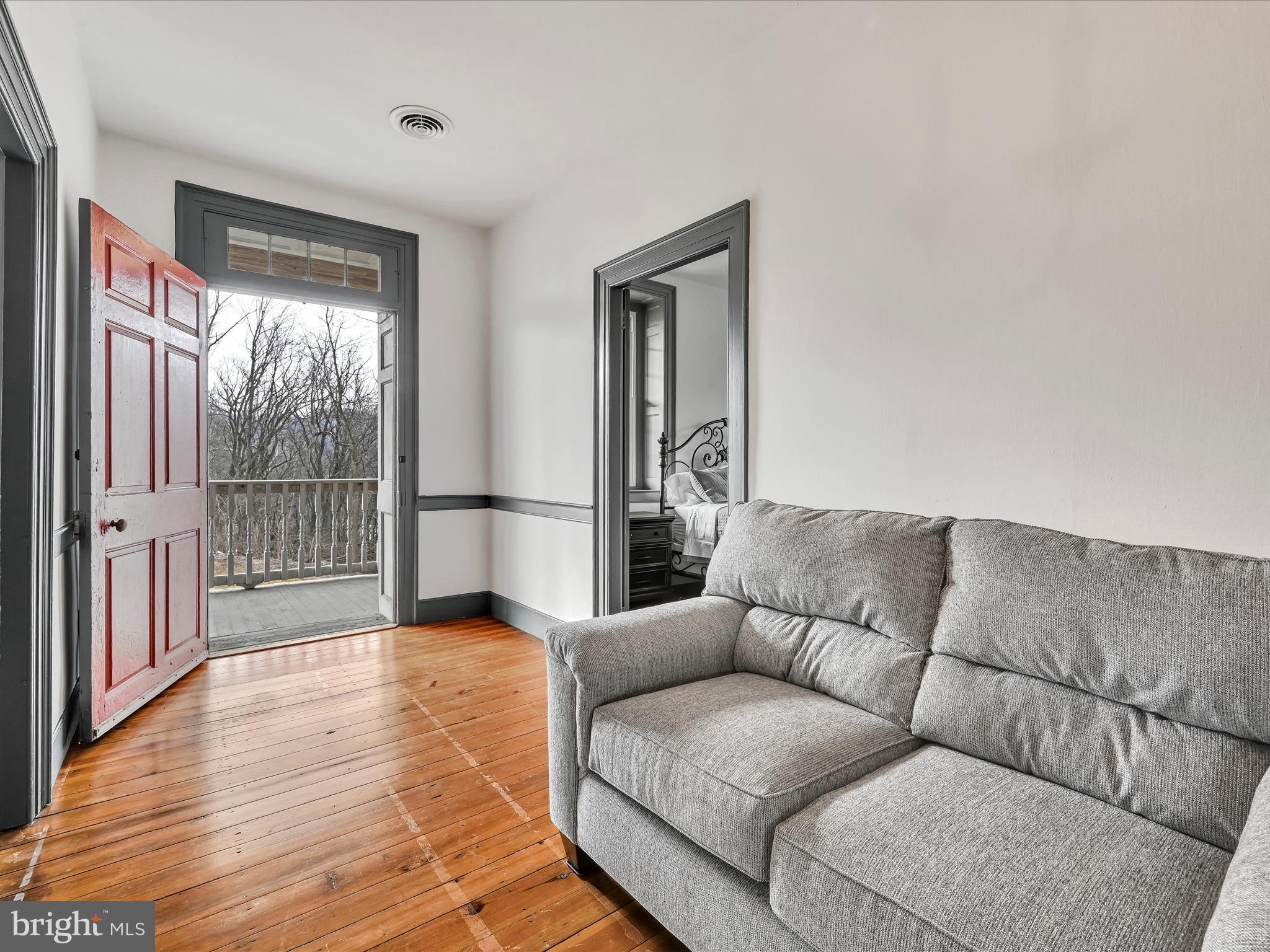 LOWER WINDSOR TWP - Residential