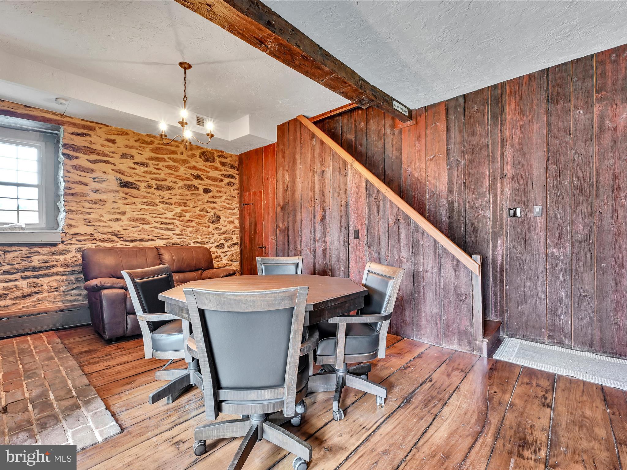 LOWER WINDSOR TWP - Residential