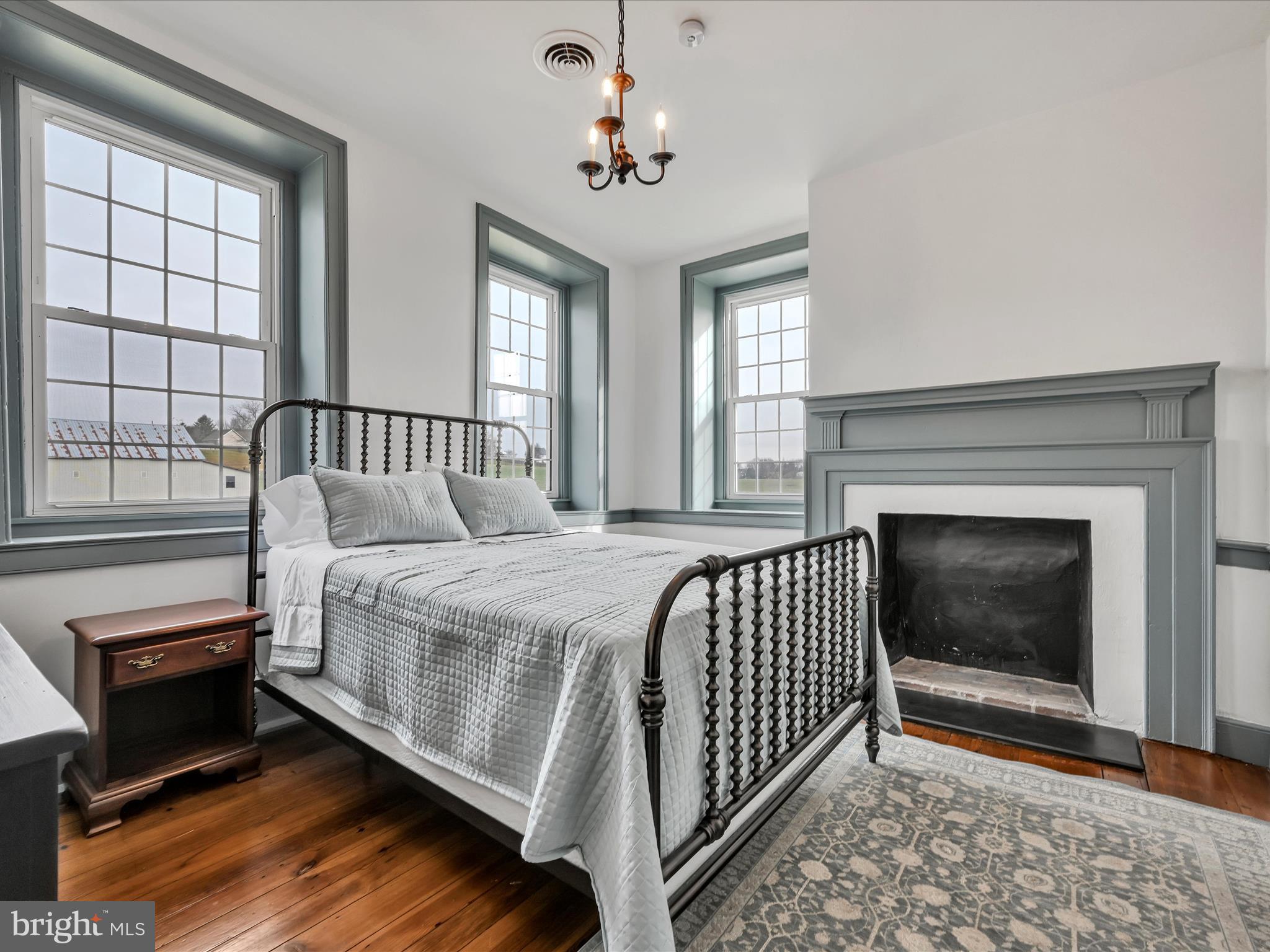 LOWER WINDSOR TWP - Residential