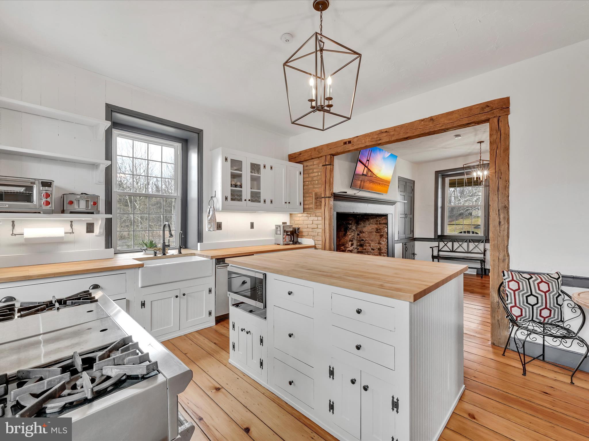 LOWER WINDSOR TWP - Residential