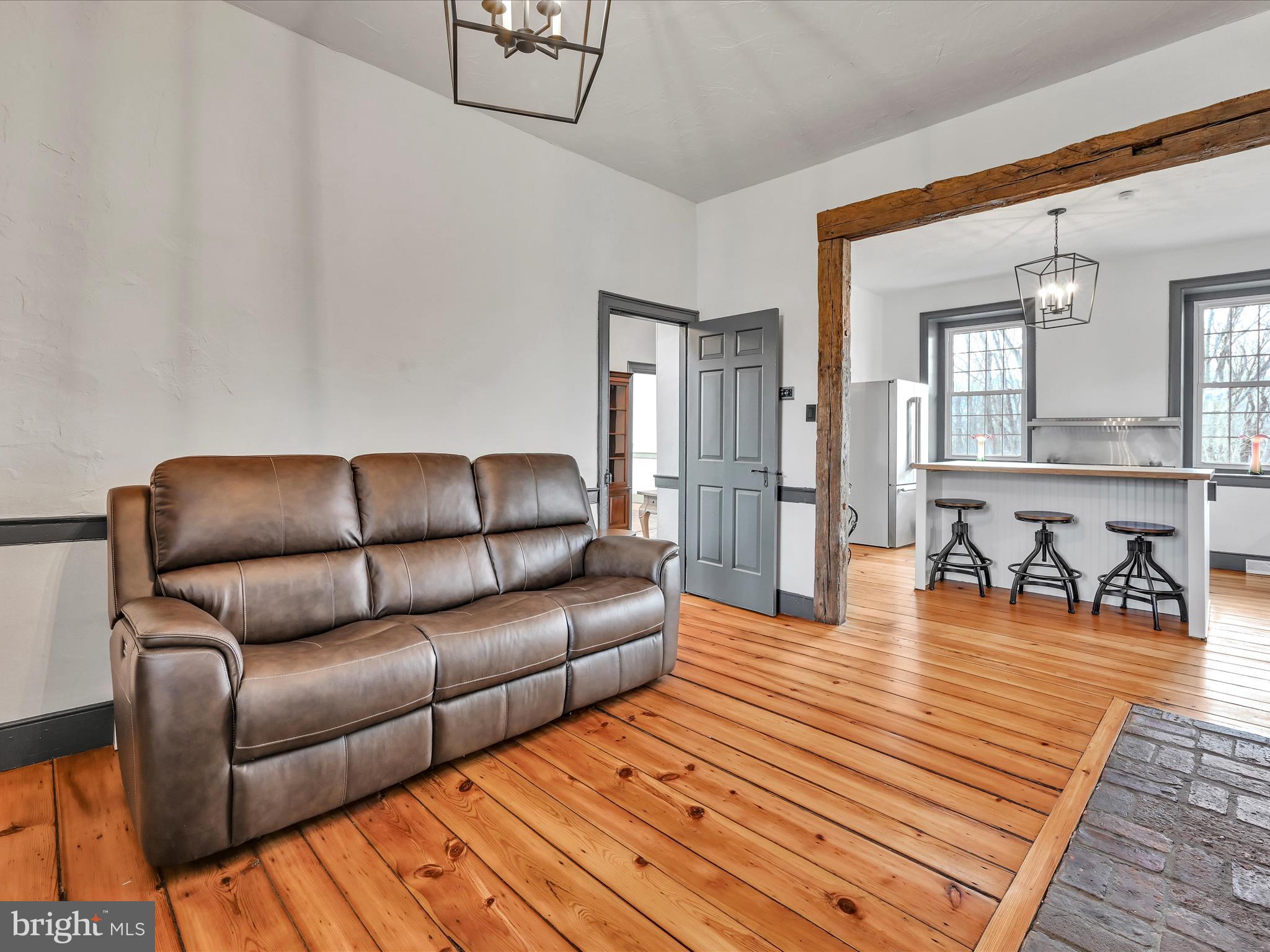 LOWER WINDSOR TWP - Residential