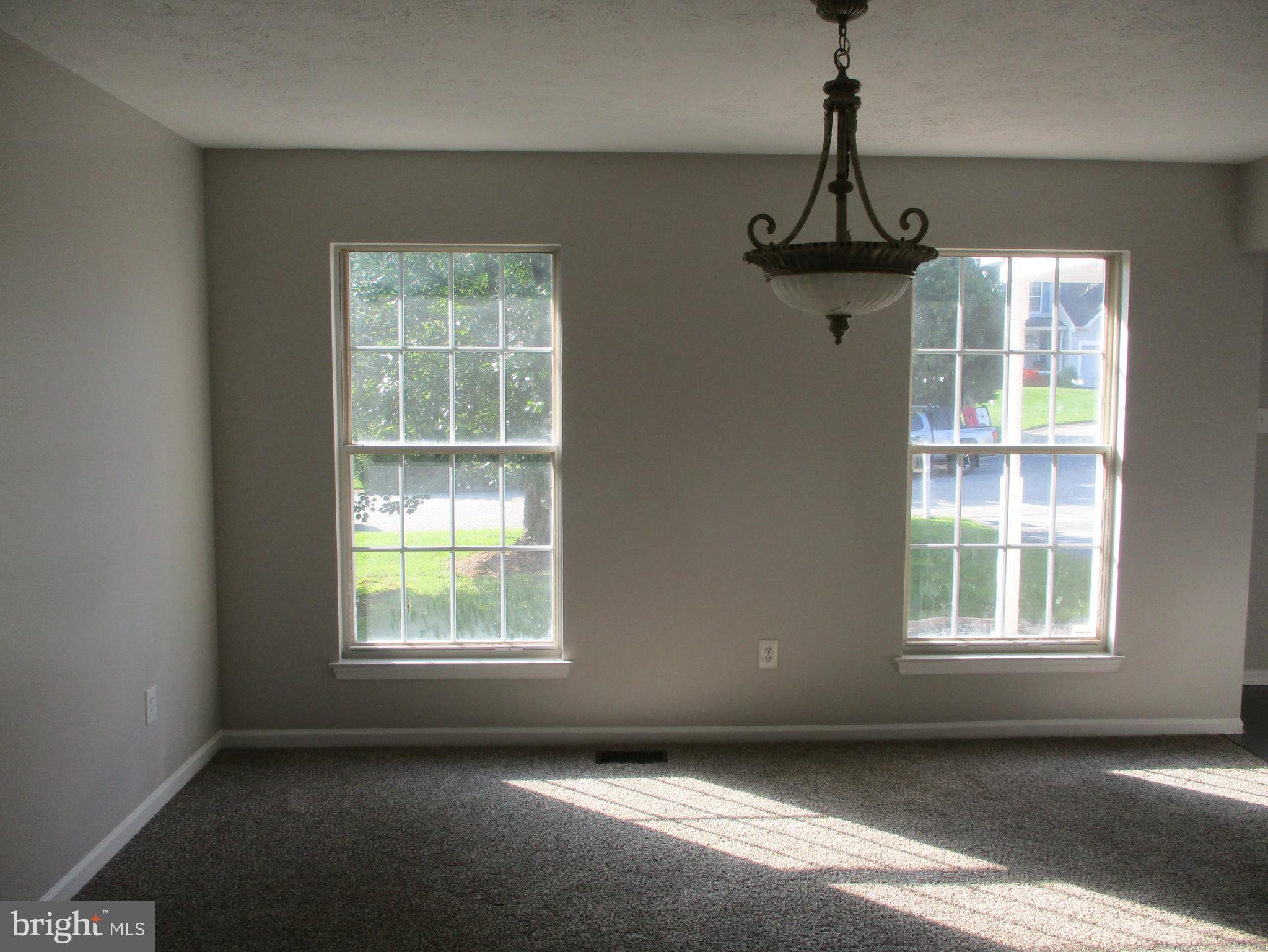 208 YOSEMITE DRIVE