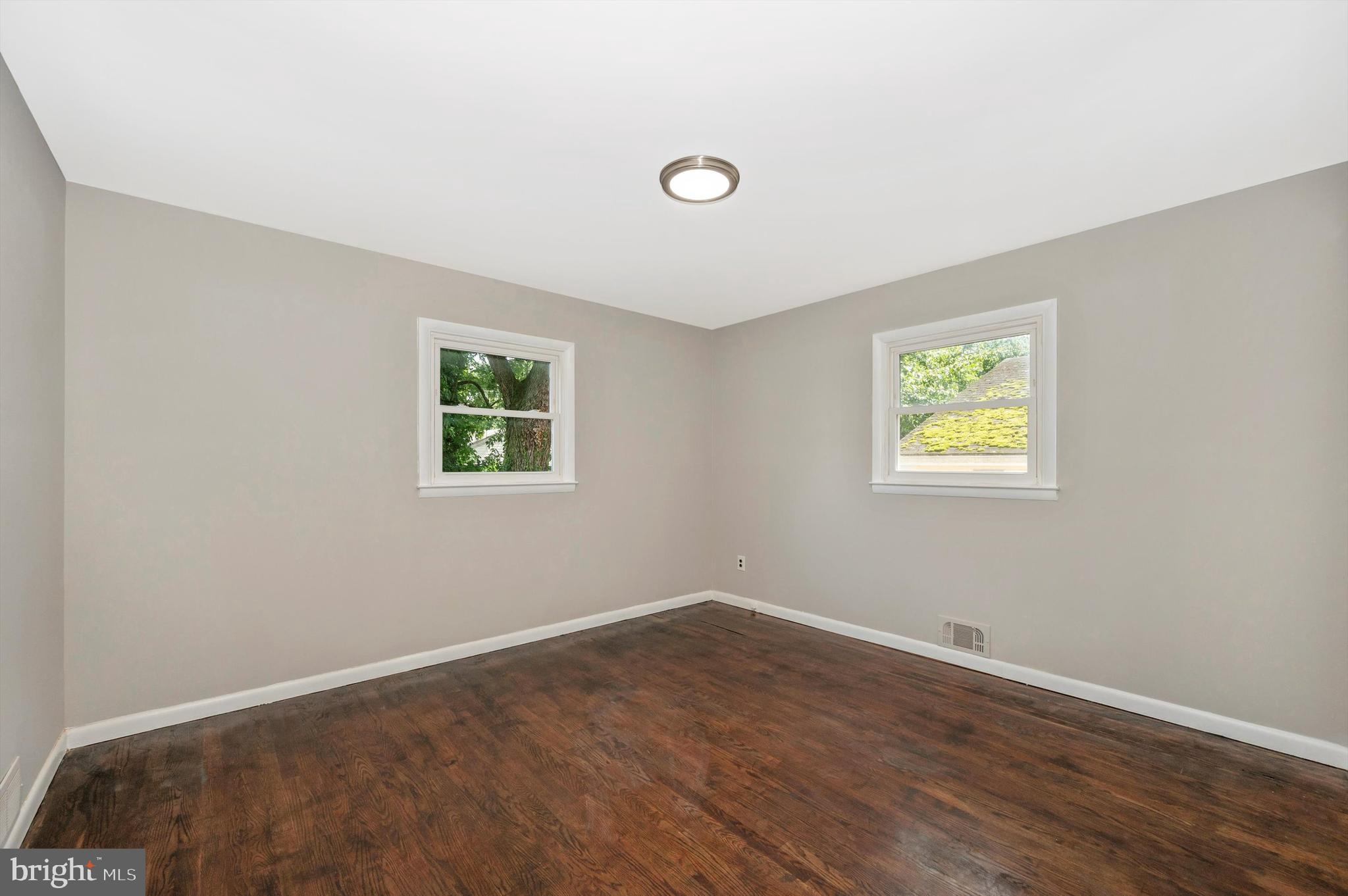 CATONSVILLE MANOR - Residential