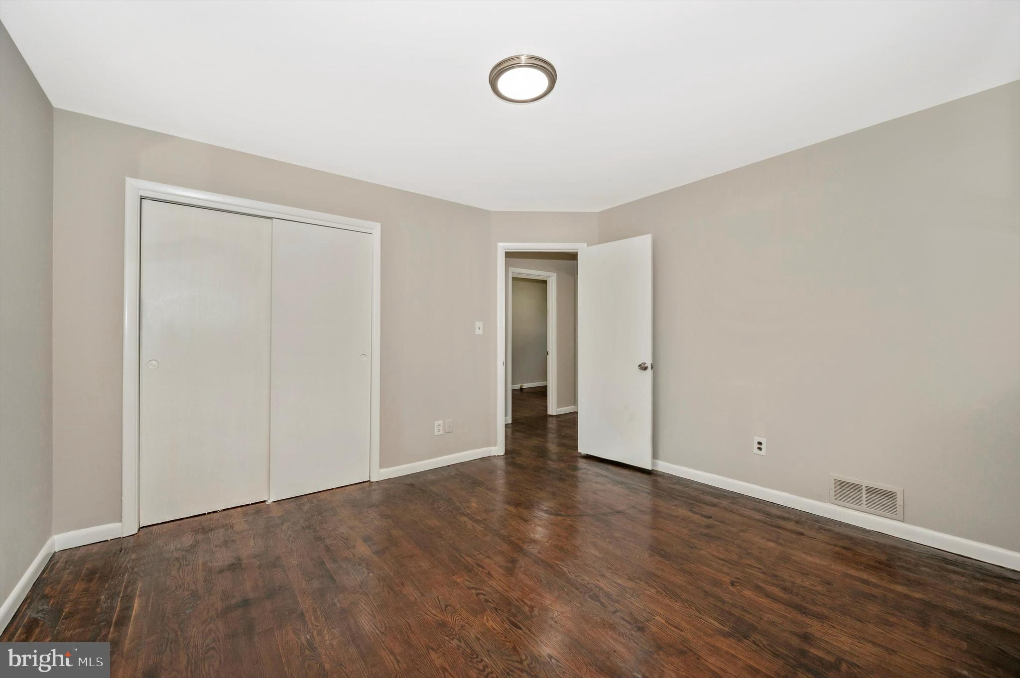 CATONSVILLE MANOR - Residential