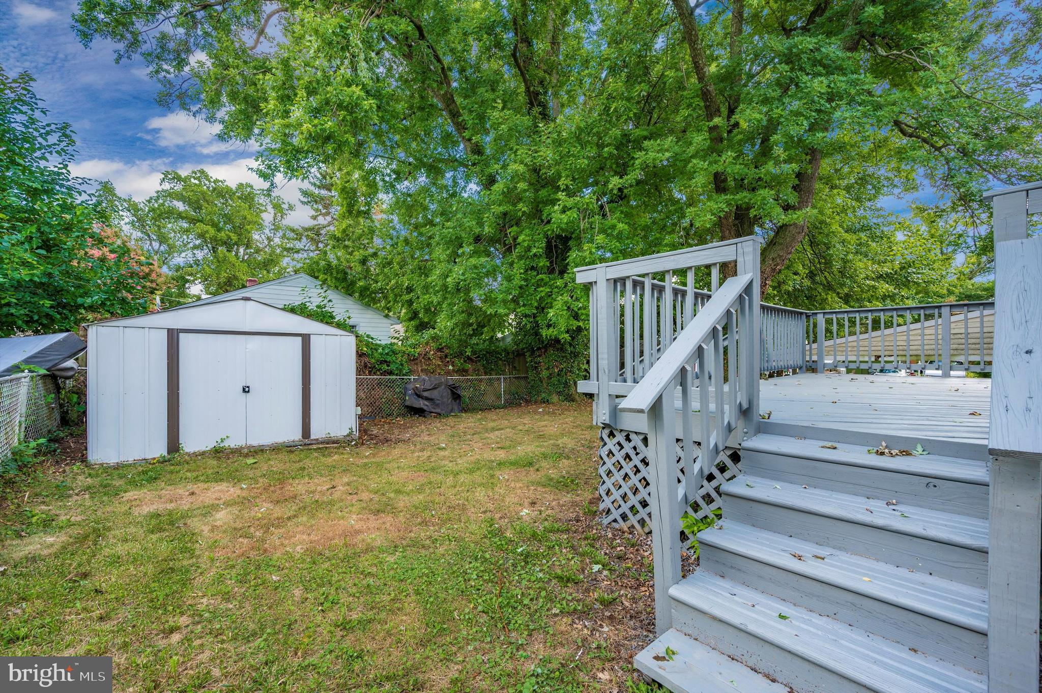 CATONSVILLE MANOR - Residential