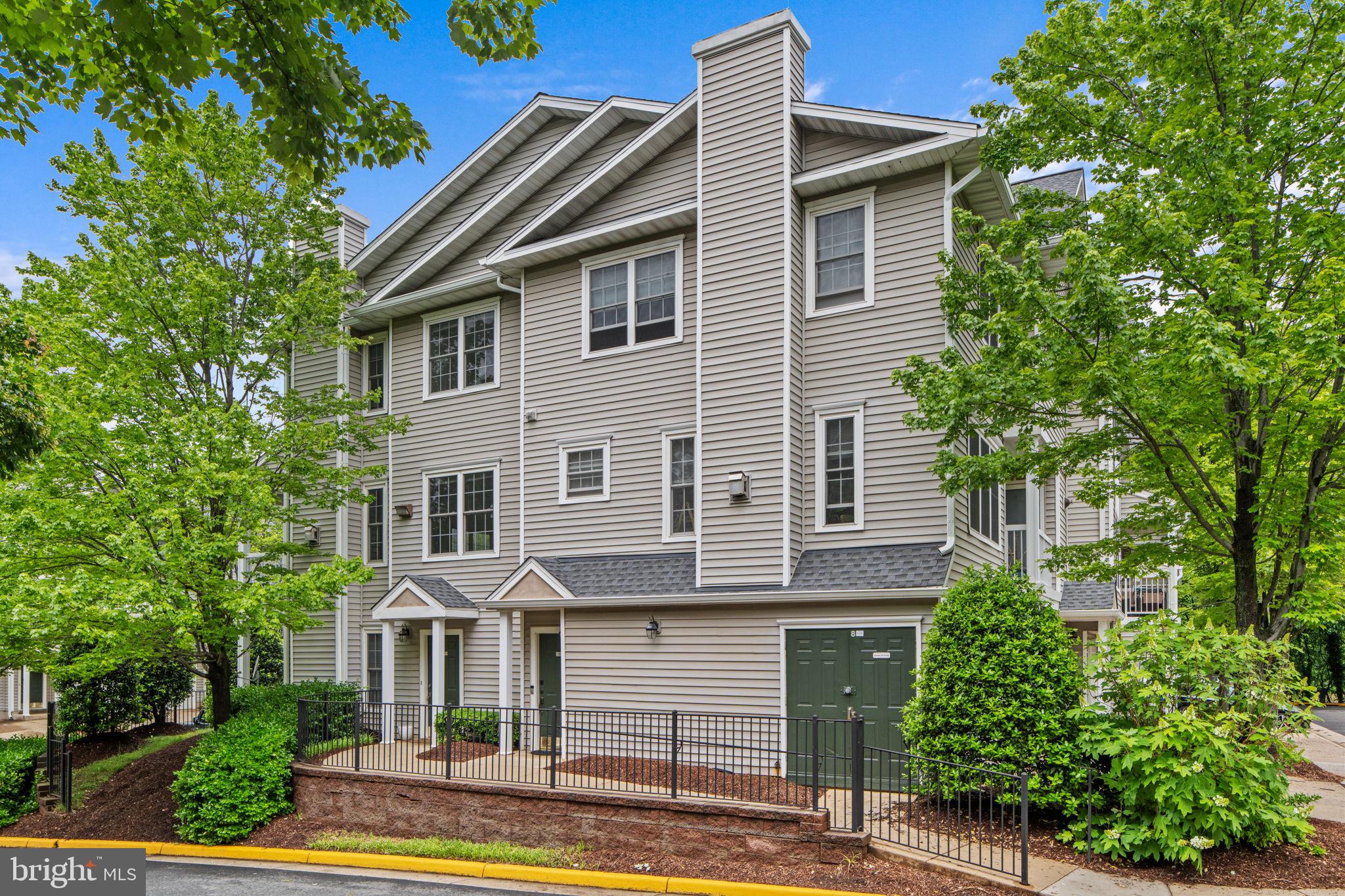 12876 FAIR BRIAR LANE