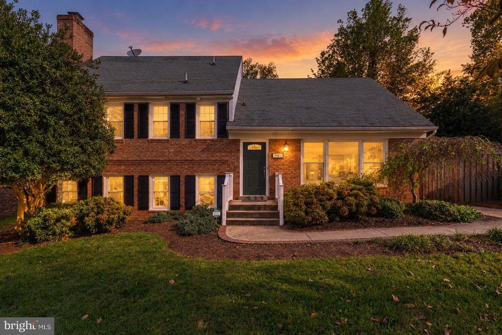 Photo of 4403 Dresden Street, KENSINGTON, MD 20895 (MLS # MDMC2261162)