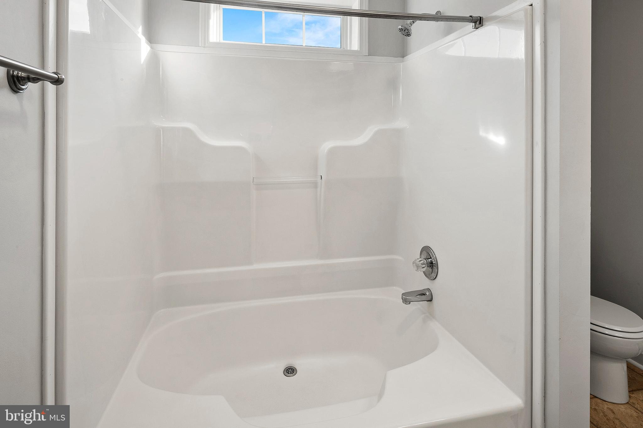 NEW COLONY VILLAGE - Residential