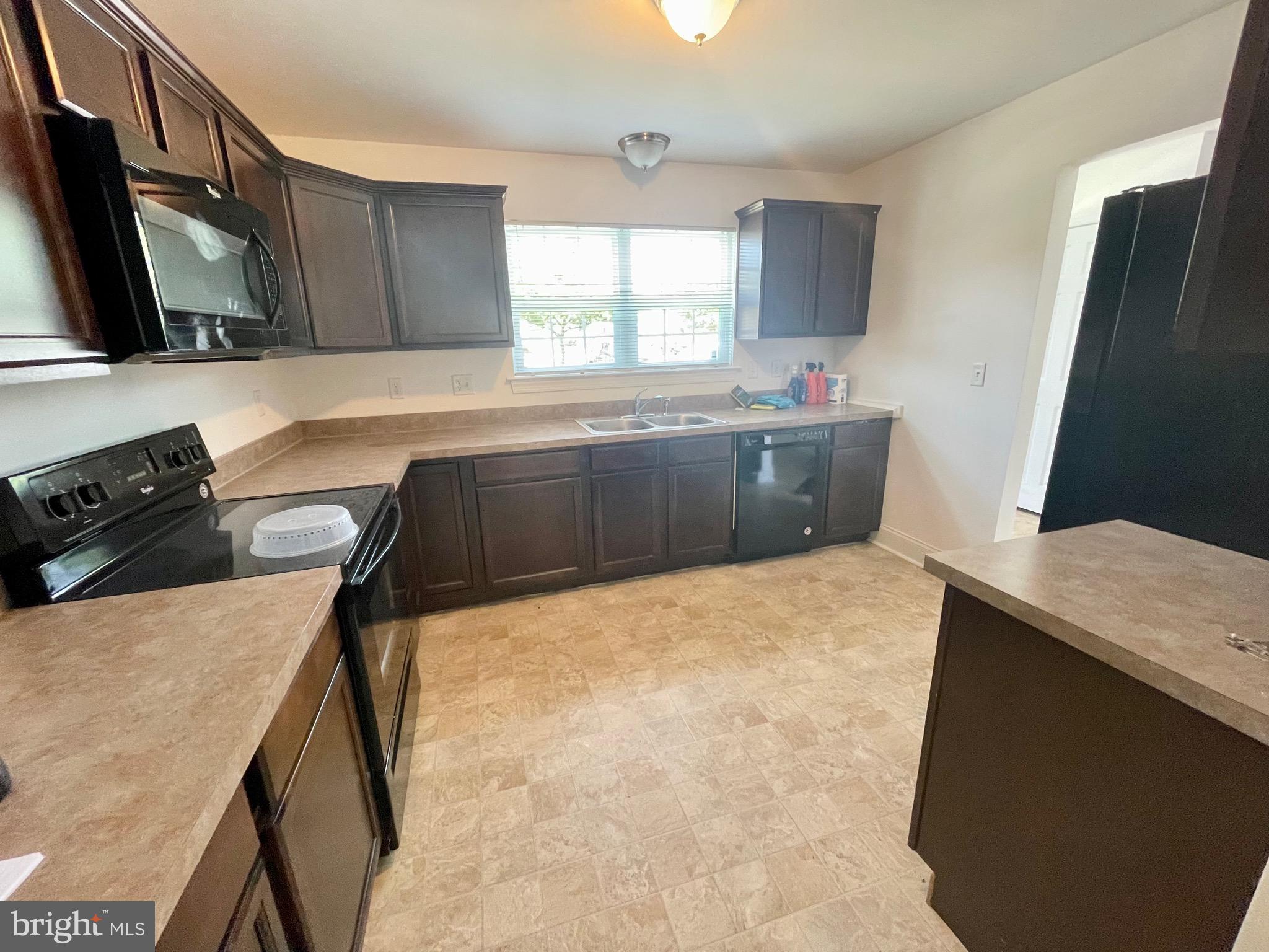 CATTAIL CROSSING - Residential Lease