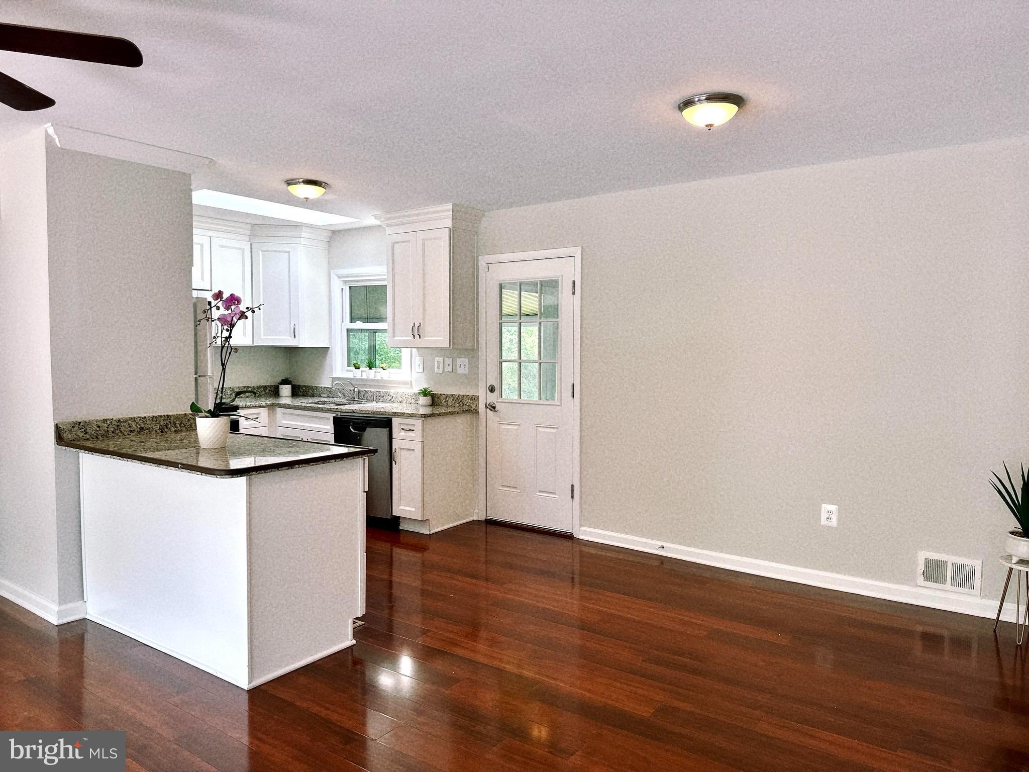 KINGS COLONY - Residential Lease