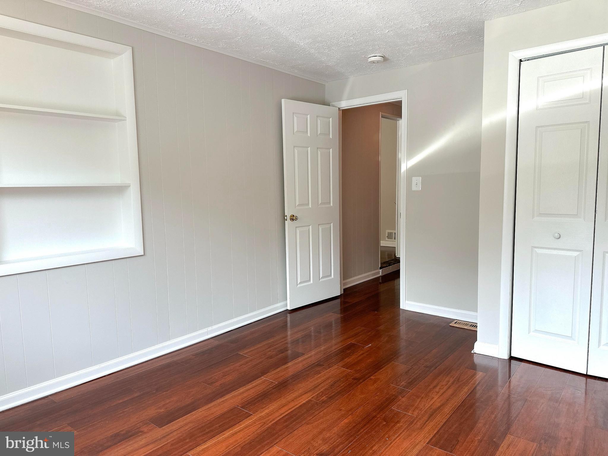 KINGS COLONY - Residential Lease